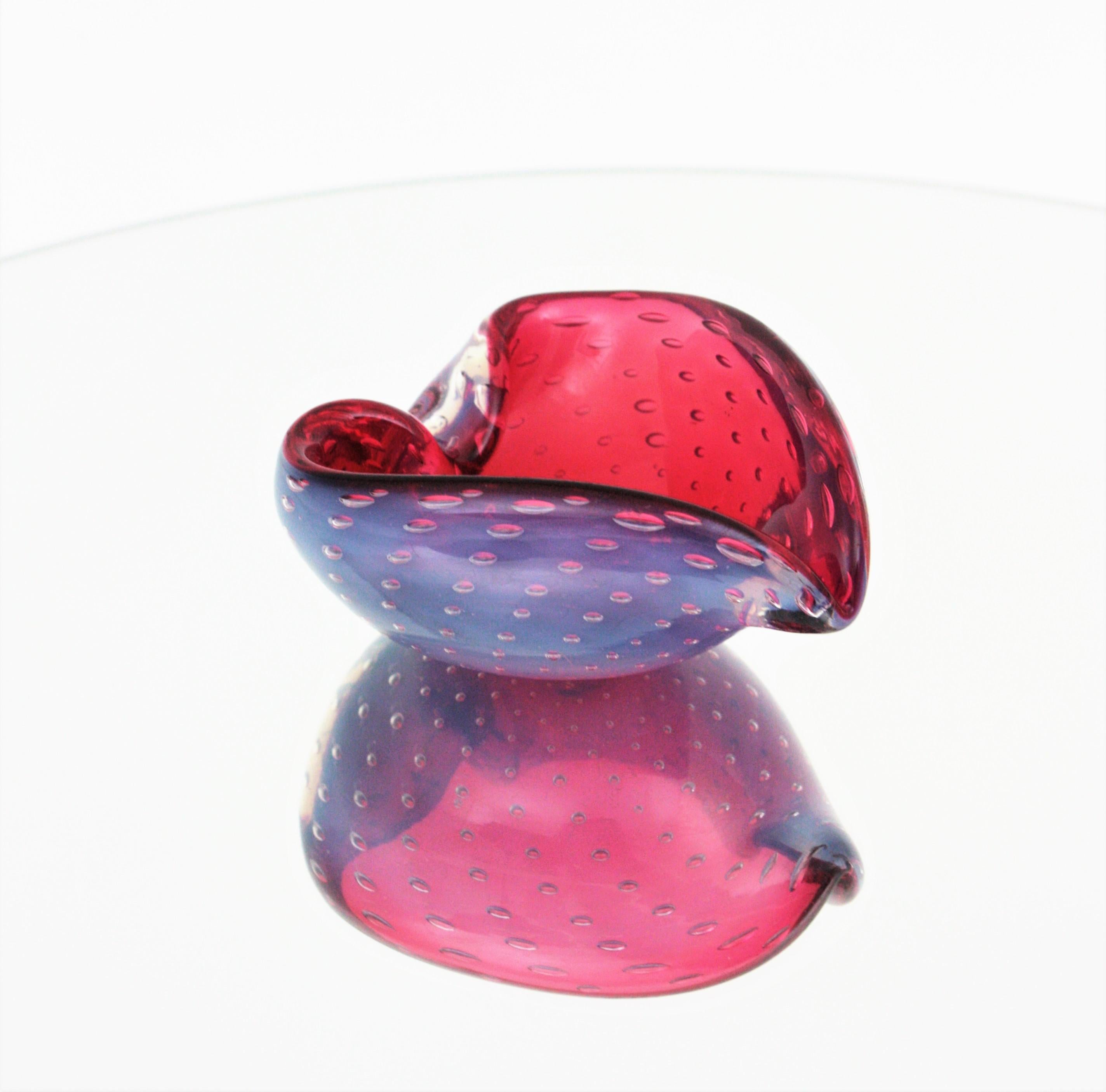 Seguso Murano Pink White Opalescent Art Glass Heart Bowl, 1950s For Sale 1