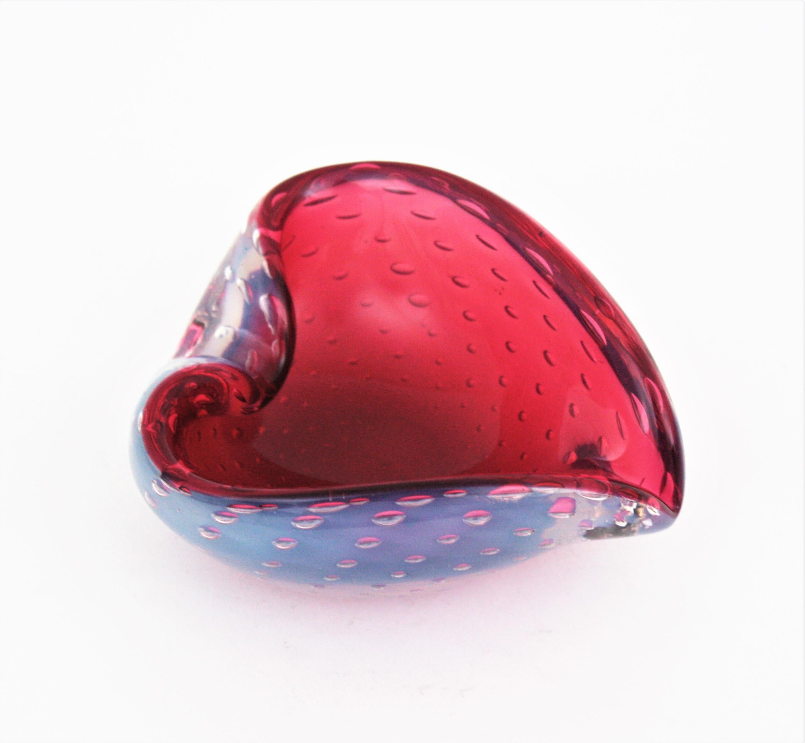 Seguso Murano Pink White Opalescent Art Glass Heart Bowl, 1950s For Sale 3