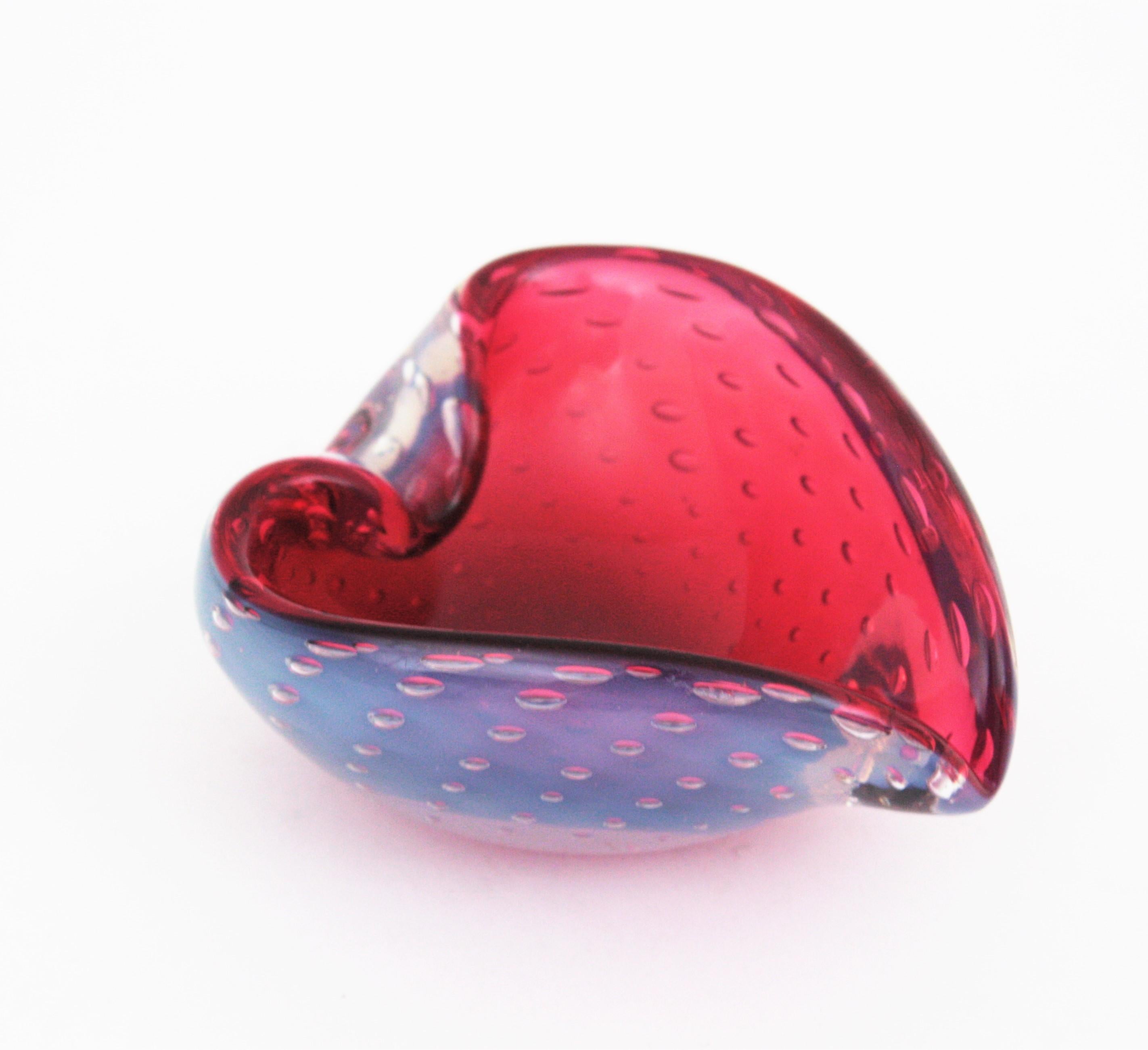Hand-Crafted Seguso Murano Pink White Opalescent Art Glass Heart Bowl, 1950s For Sale