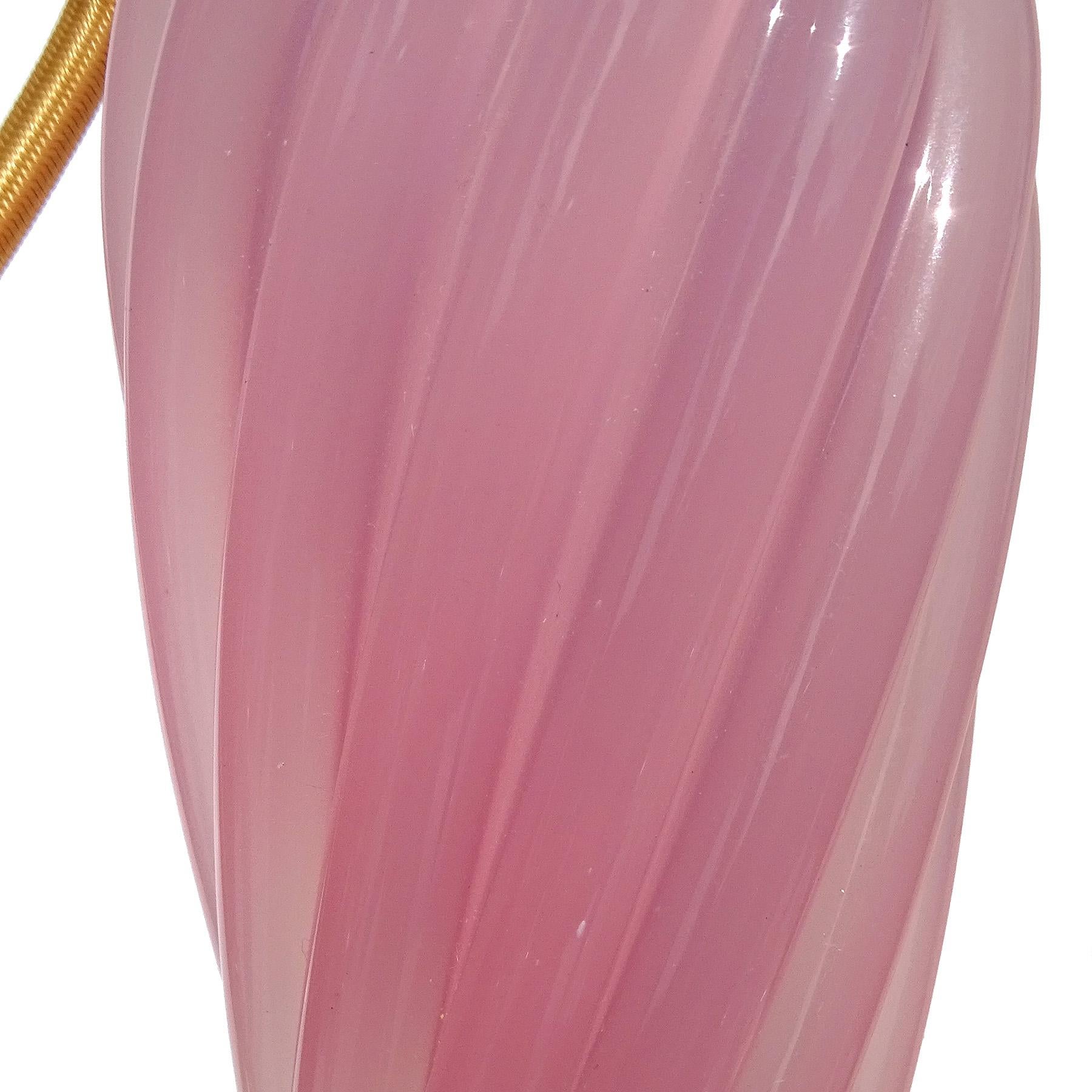 Seguso Murano Rosa Blanco Opalescente Vidrio de Arte Italiano Perfume Atomizador de Vanidad siglo XX en venta