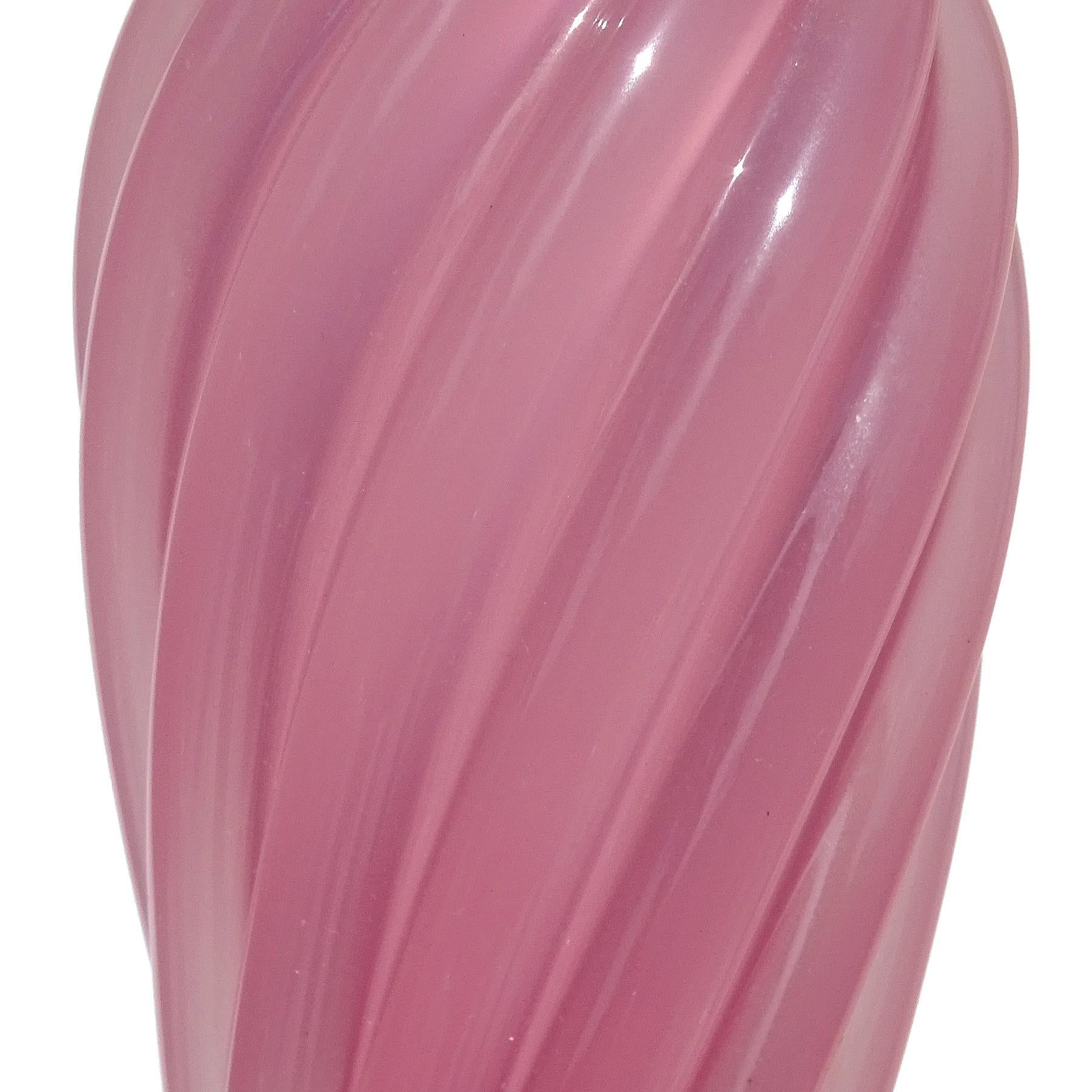 Seguso Murano Pink White Opalescent Italian Art Glass Vanity Perfume Bottle In Good Condition In Kissimmee, FL