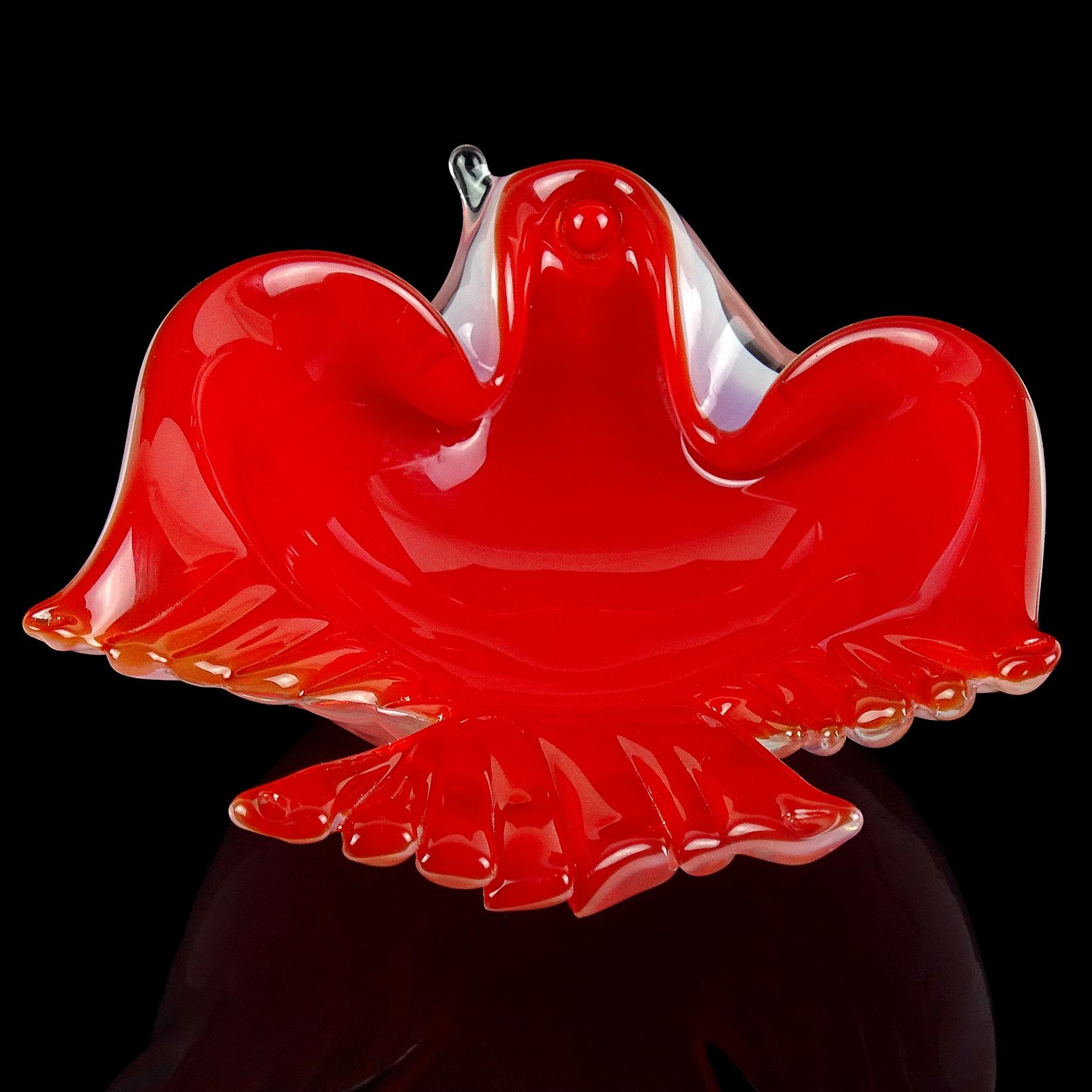 Hand-Crafted Seguso Murano Red Opalescent White Italian Art Glass Flying Bird Ring Bowl Dish