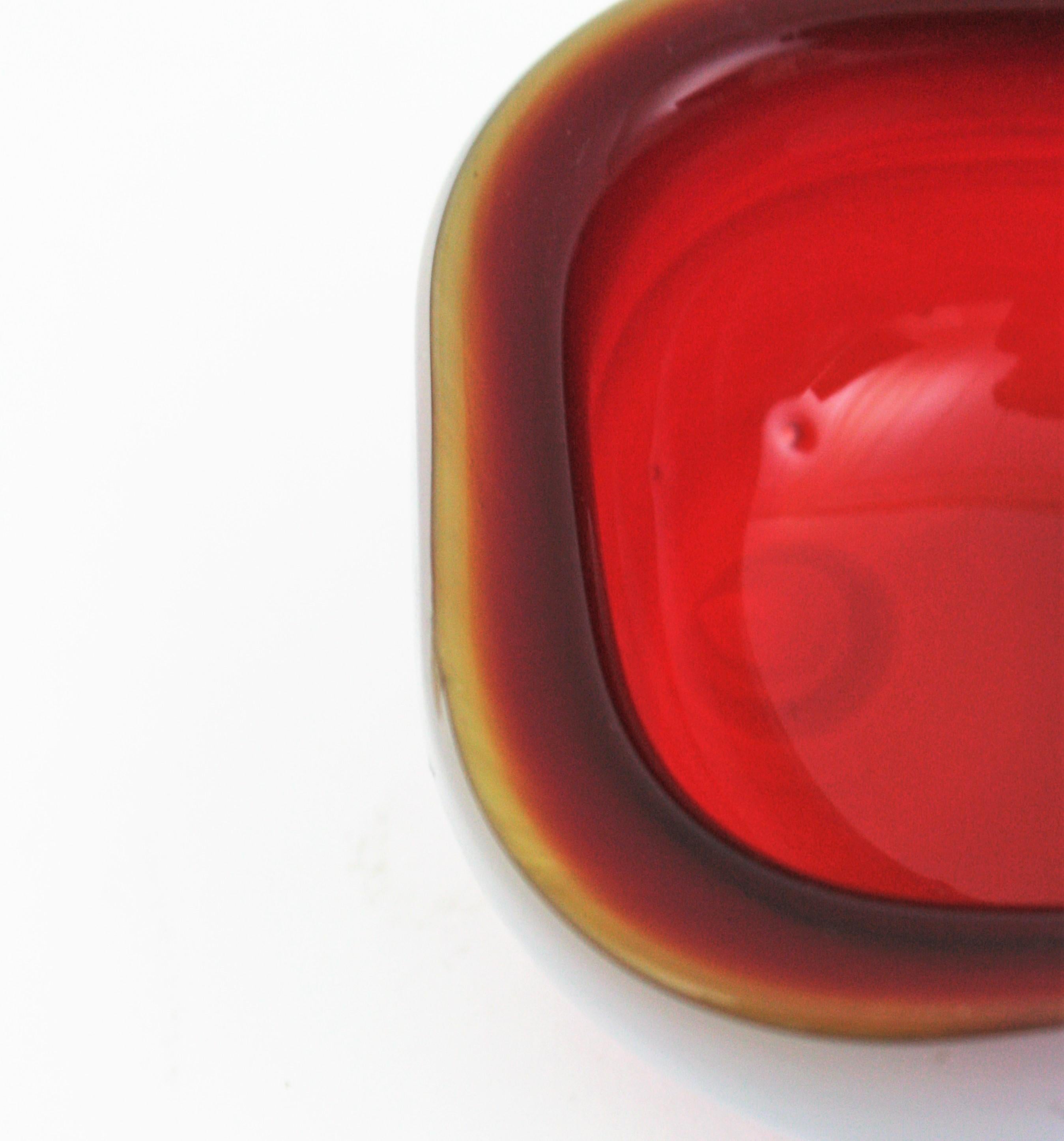 Seguso Murano Red White Opalescent Geode Art Glass Bowl For Sale 2