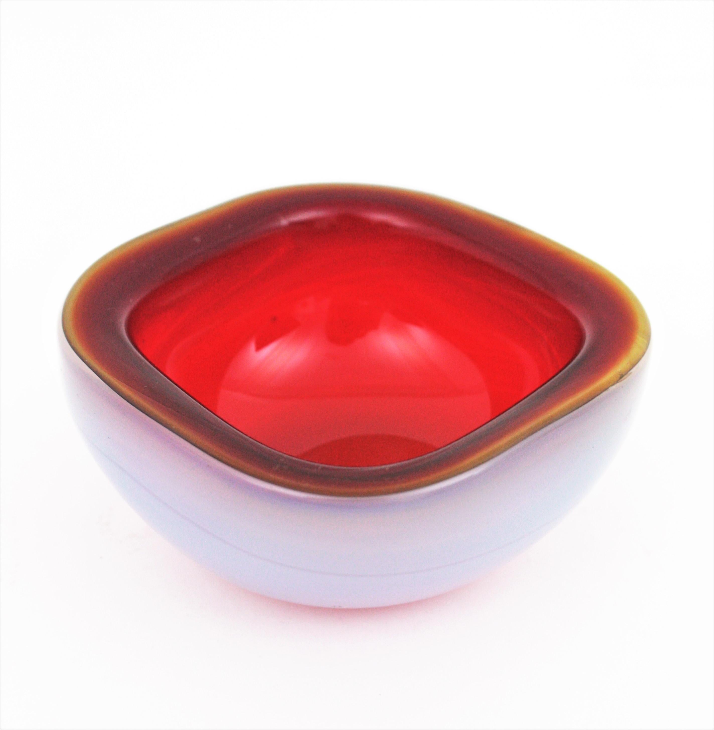 Seguso Murano Red White Opalescent Geode Art Glass Bowl For Sale 3