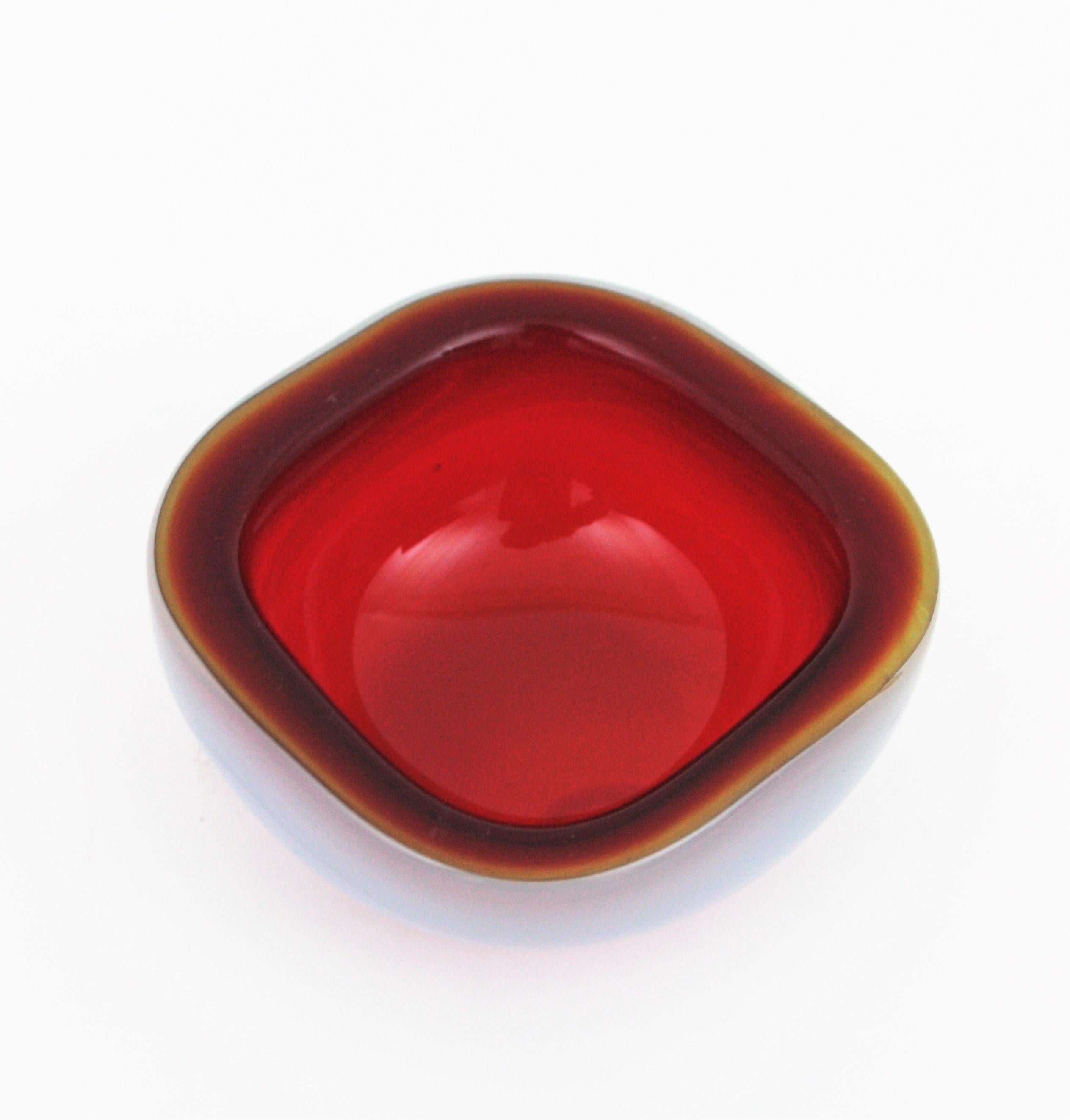 Mid-Century Modern Seguso Murano Red White Opalescent Geode Art Glass Bowl For Sale