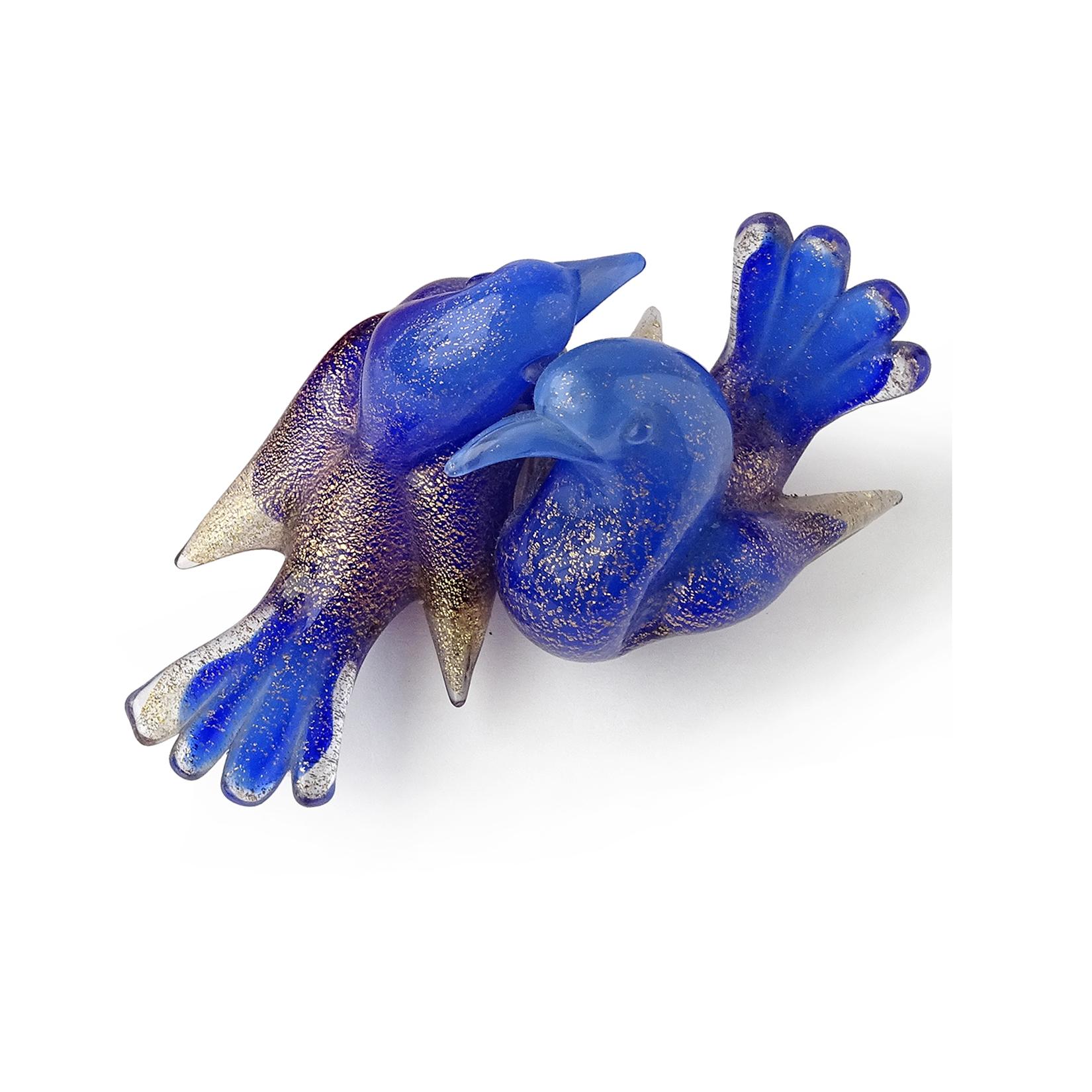 Hand-Crafted Seguso Murano Sapphire Blue Gold Flecks Italian Art Glass Love Birds Figurine For Sale