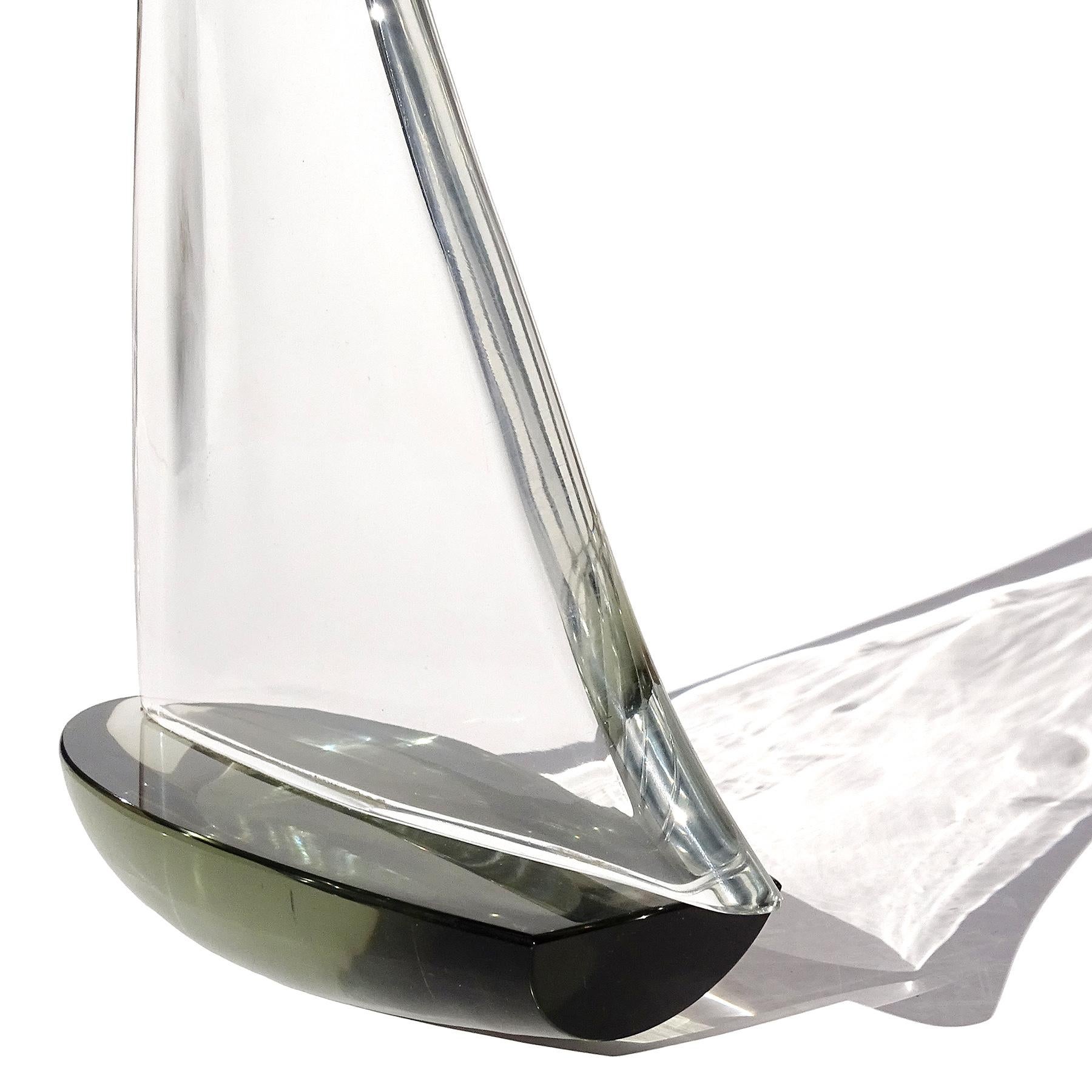 Seguso Murano Signed Topaz Clear Italian Art Glass Nautical Sailboat Sculpture In Good Condition For Sale In Kissimmee, FL