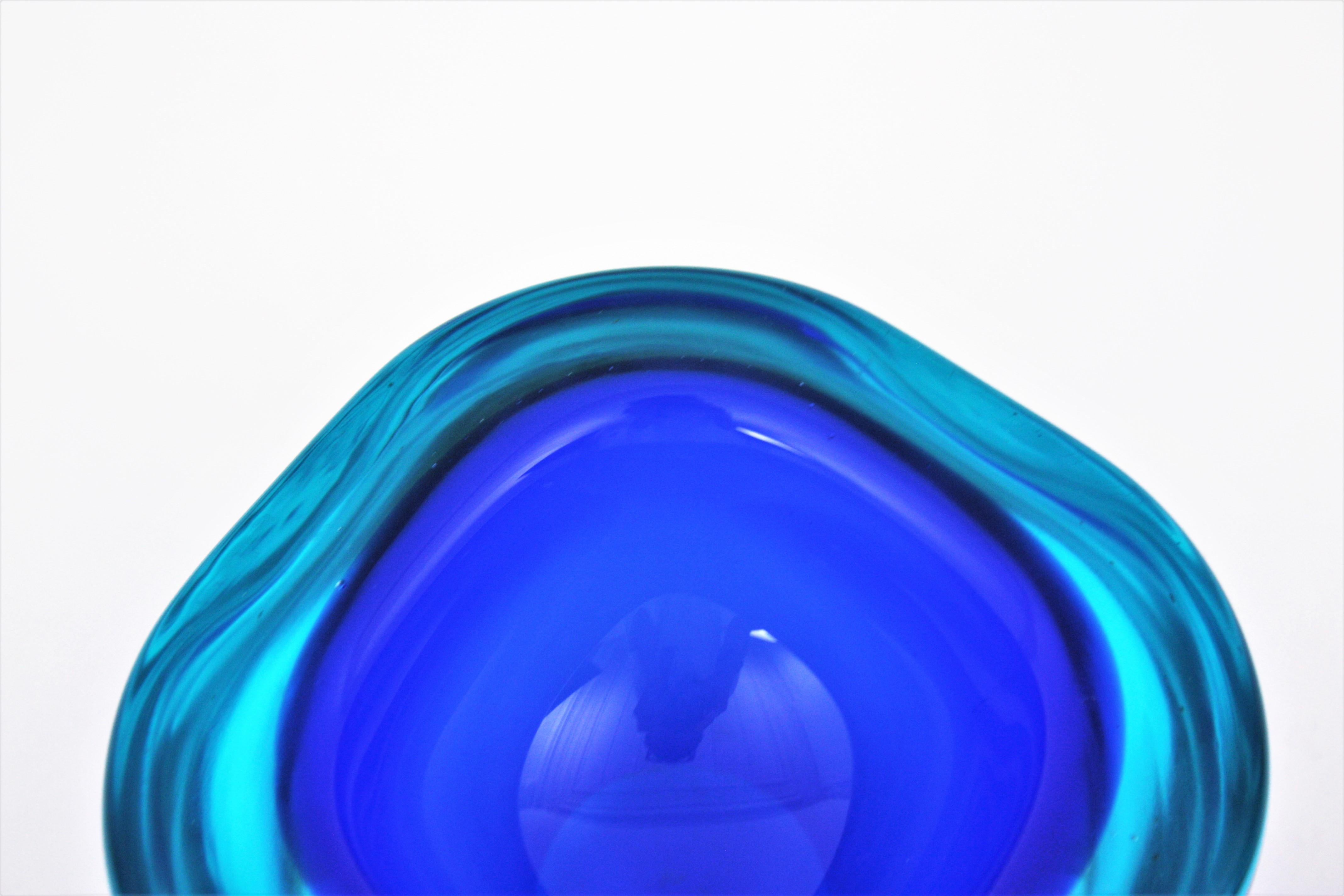 Seguso Murano Sommerso Blue Clear Glass Square Geode Art Glass Bowl For Sale 5