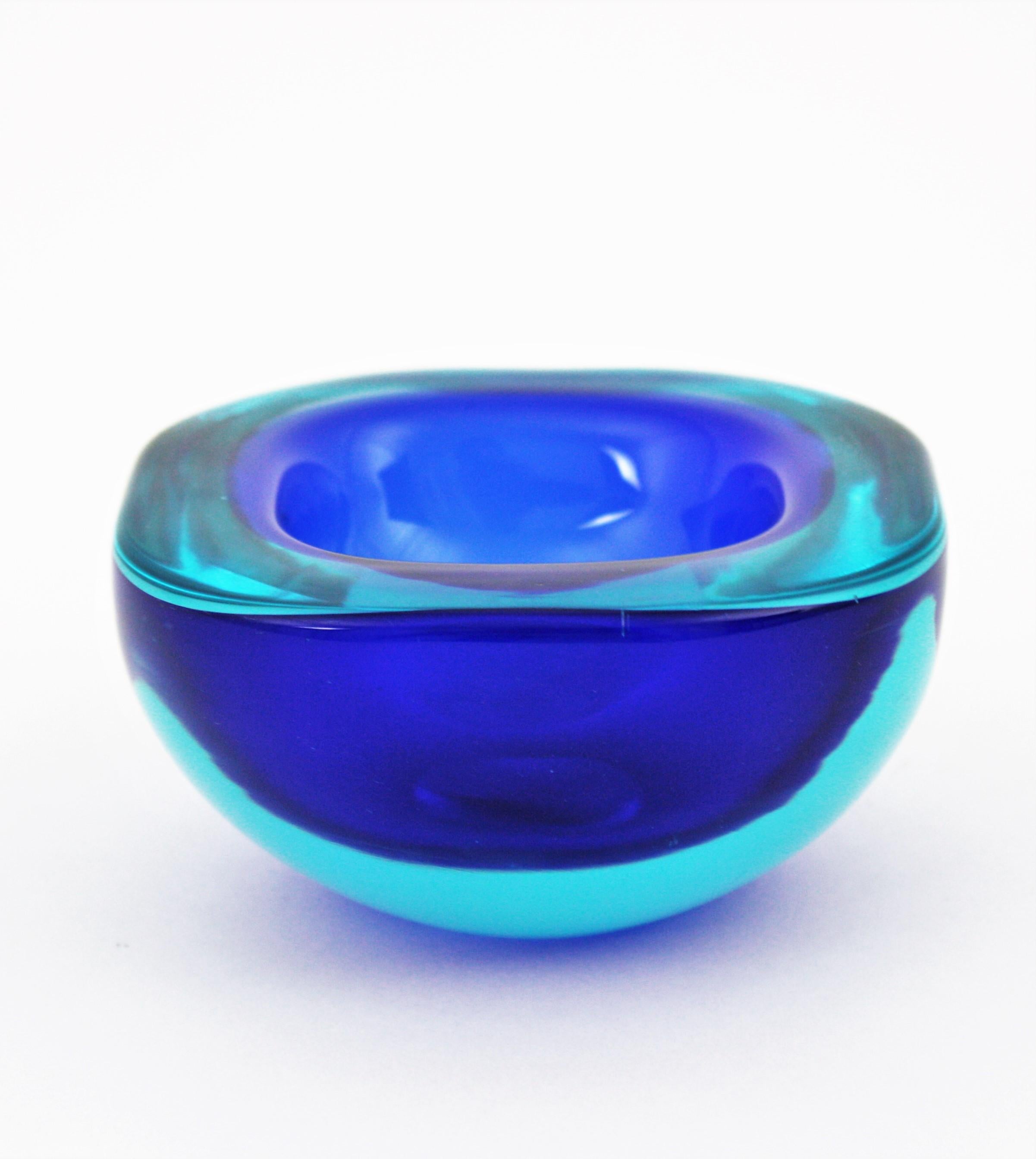 Italian Seguso Murano Sommerso Blue Clear Glass Square Geode Art Glass Bowl For Sale