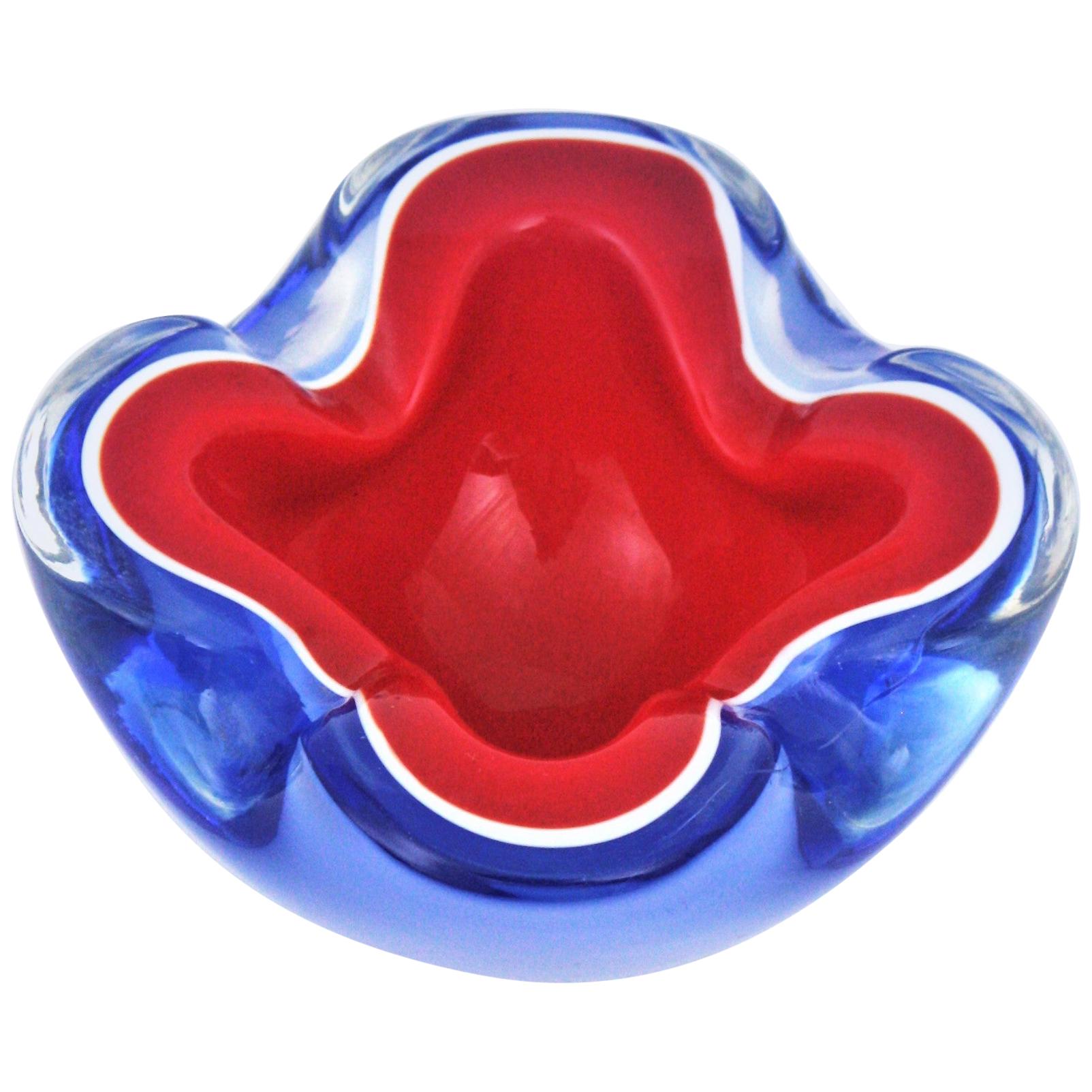 Italian Seguso Murano Sommerso Blue Red Art Glass Bowl