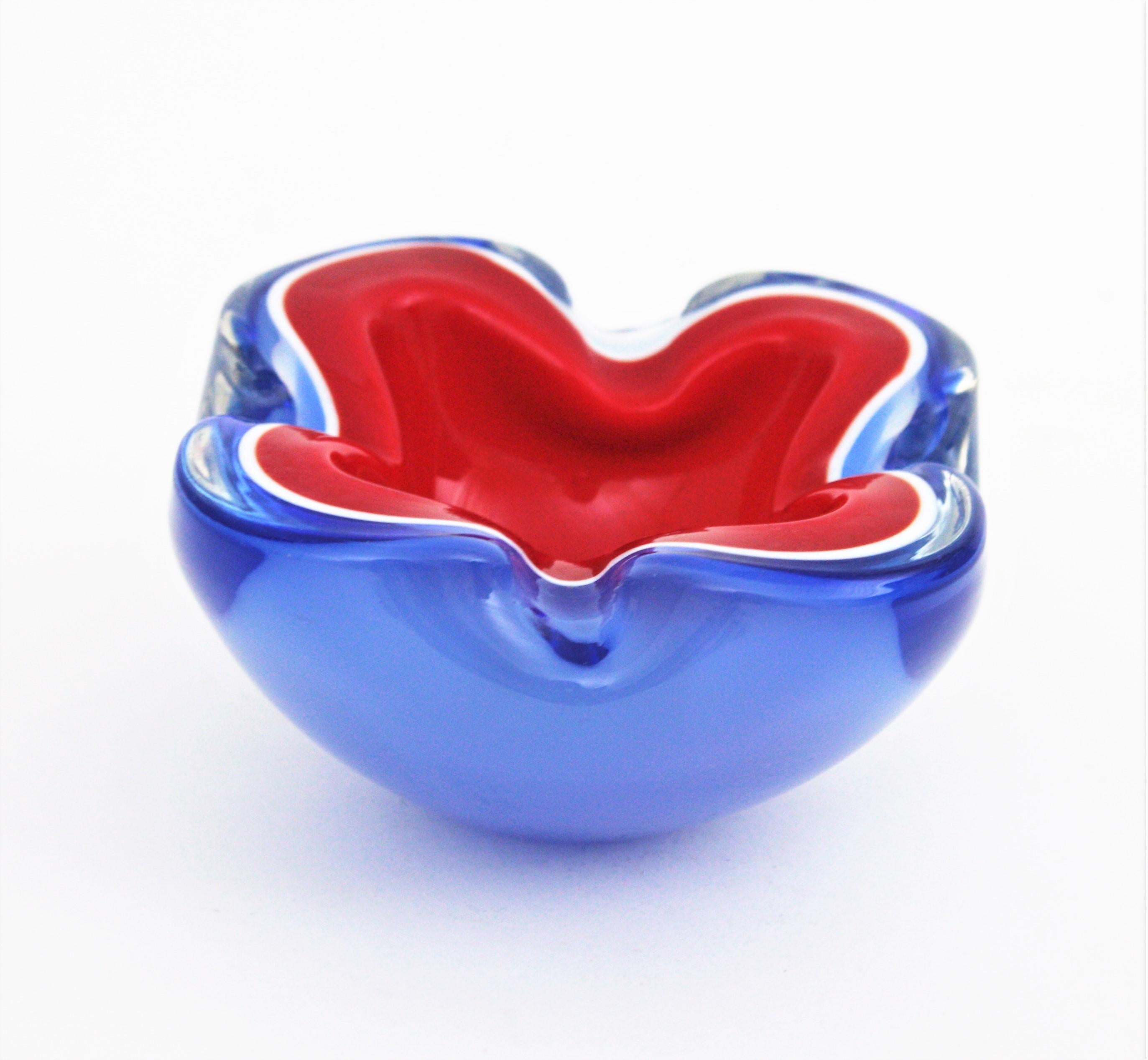 Seguso Murano Sommerso Blue Red Art Glass Bowl 3