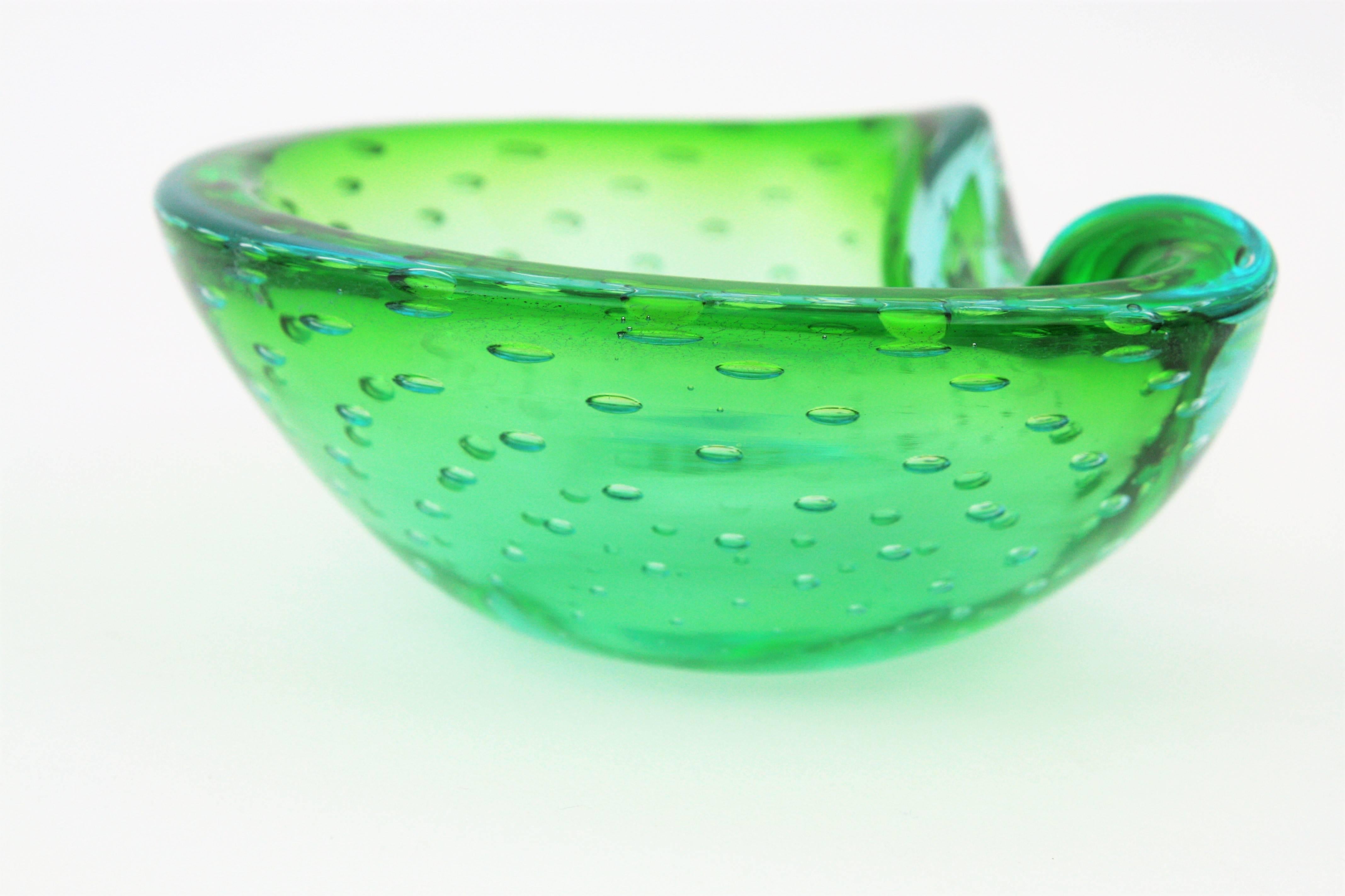 Seguso Murano Sommerso Green and Blue Bullicante Art Glass Bowl In Excellent Condition In Barcelona, ES