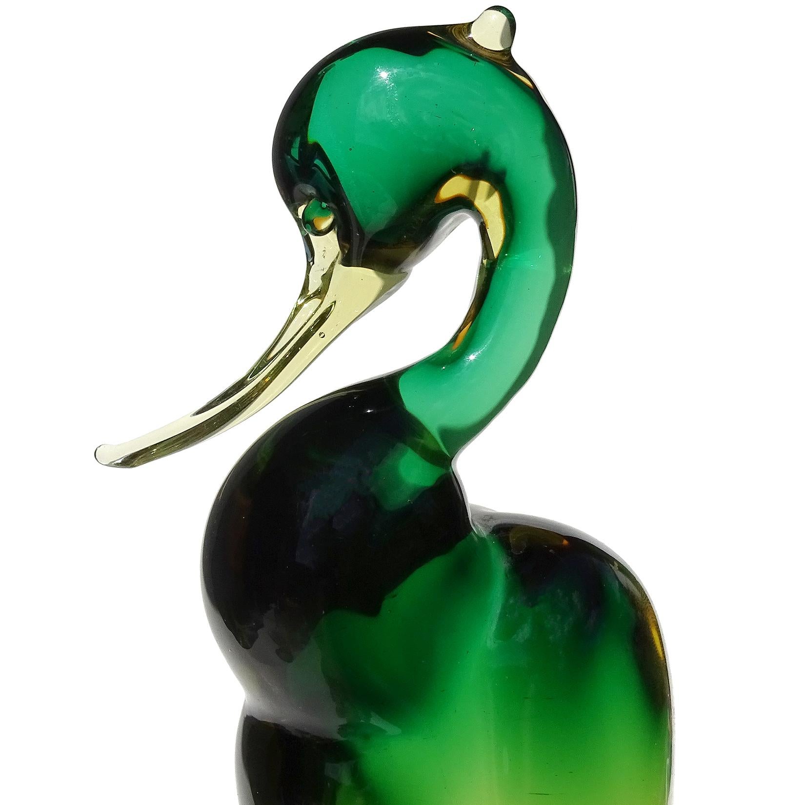 Seguso Murano Sommerso Green Golden Orange Art Glass Italian Bird Sculpture In Good Condition For Sale In Kissimmee, FL