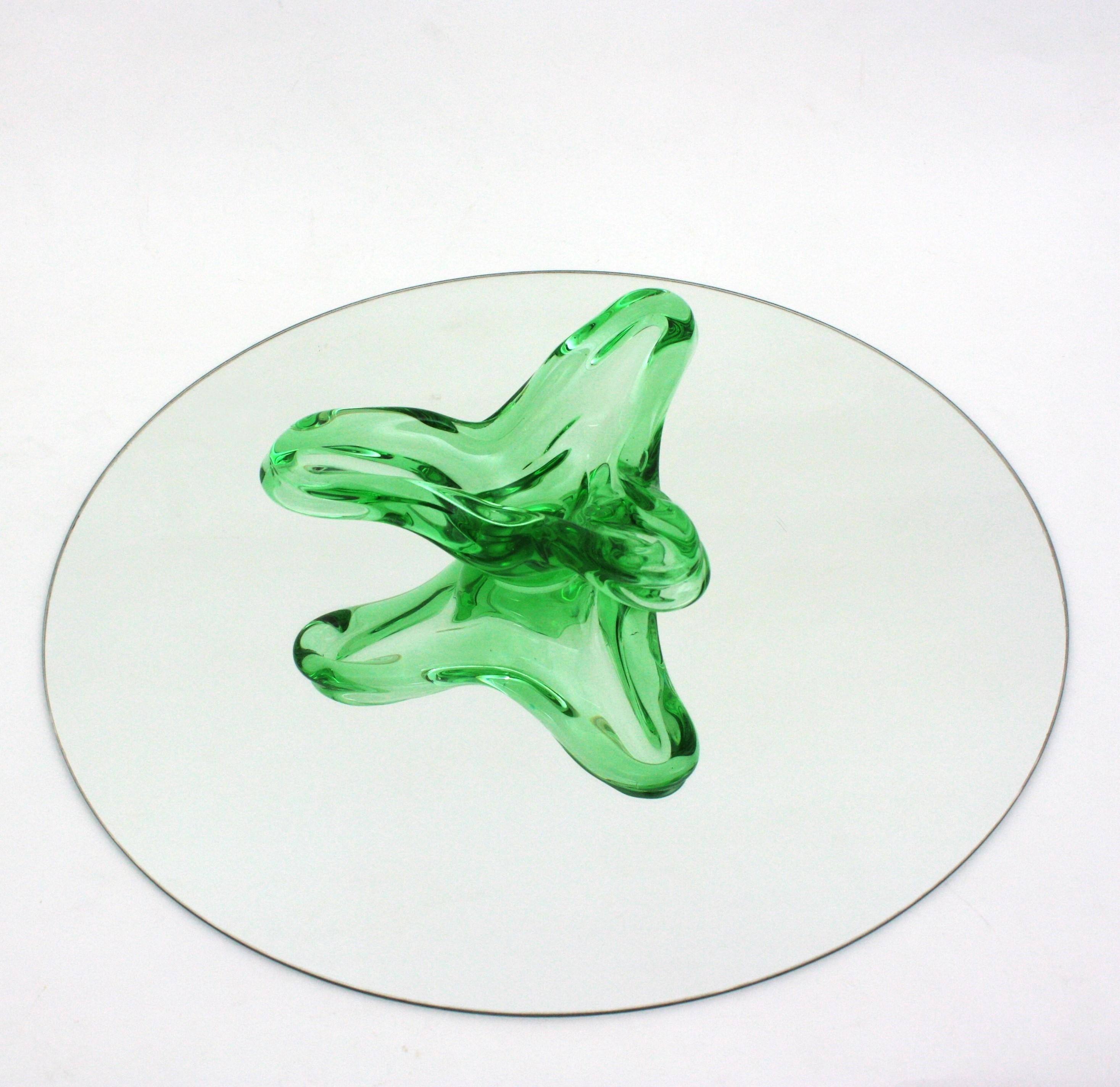 Seguso Murano Sommerso Green Triangular Art Glass Bowl For Sale 3