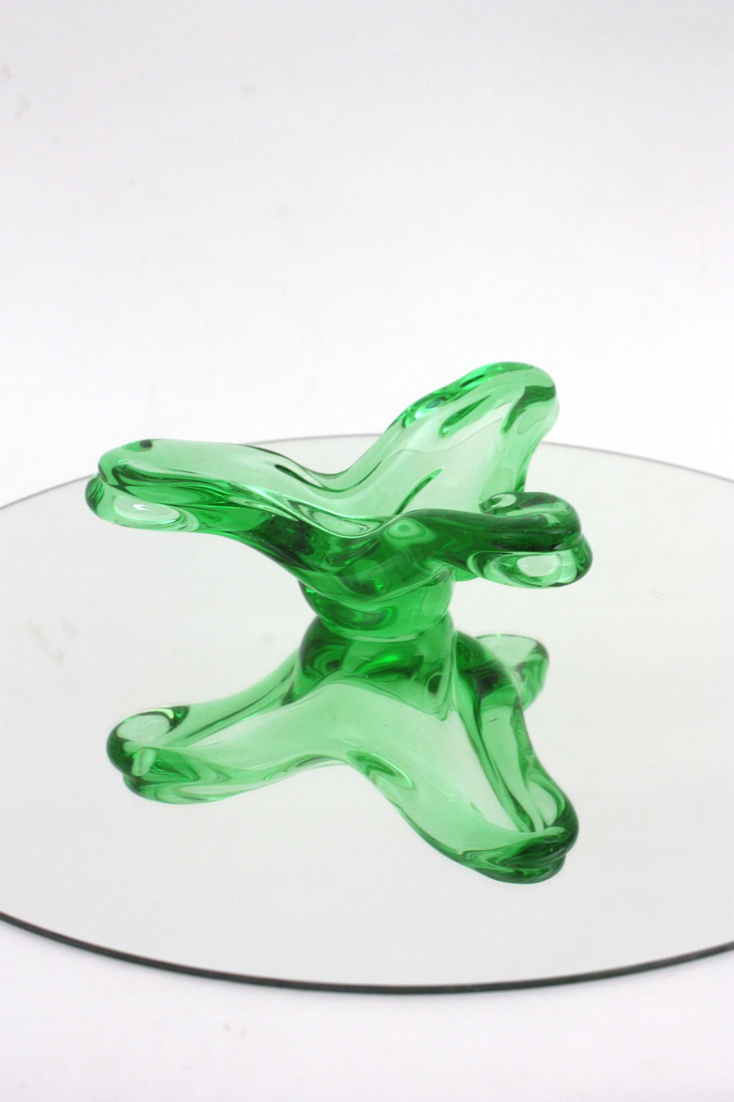 Seguso Murano Sommerso Green Triangular Art Glass Bowl For Sale 4