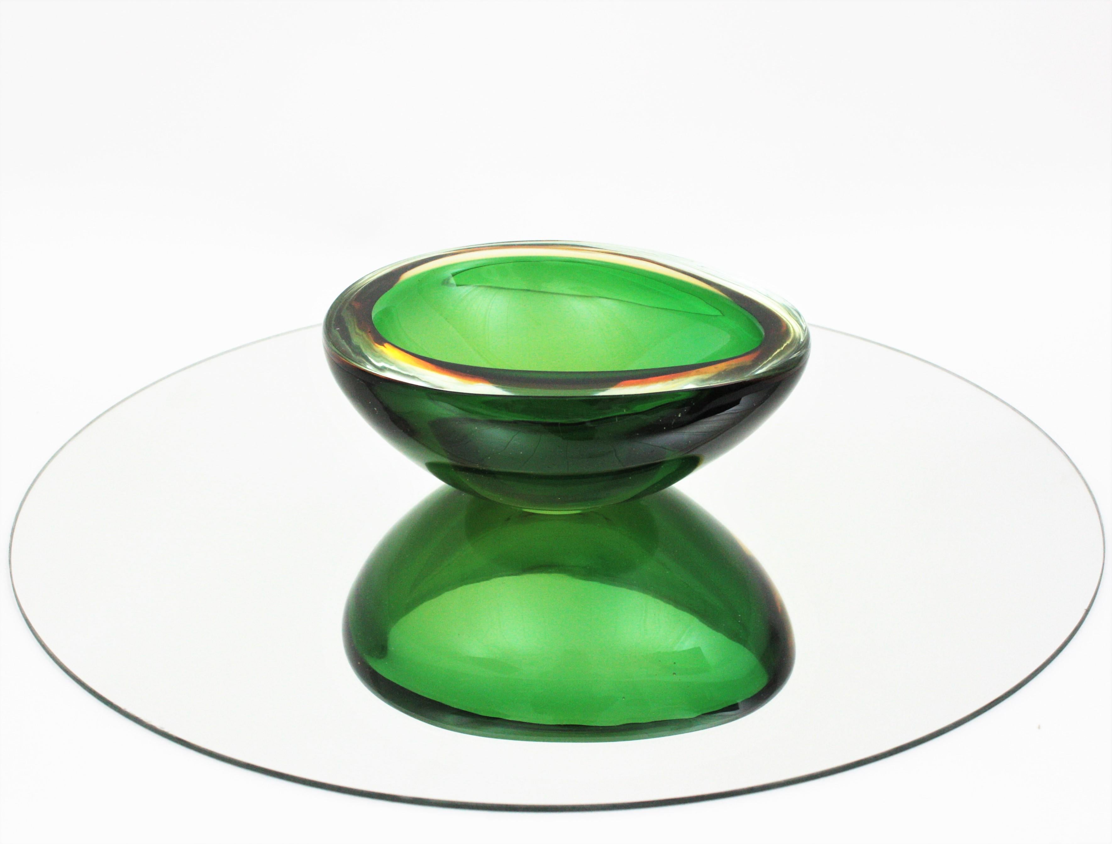 Italian Seguso Murano Sommerso Green Yellow Art Glass Huge Ovoid Centerpiece Bowl For Sale