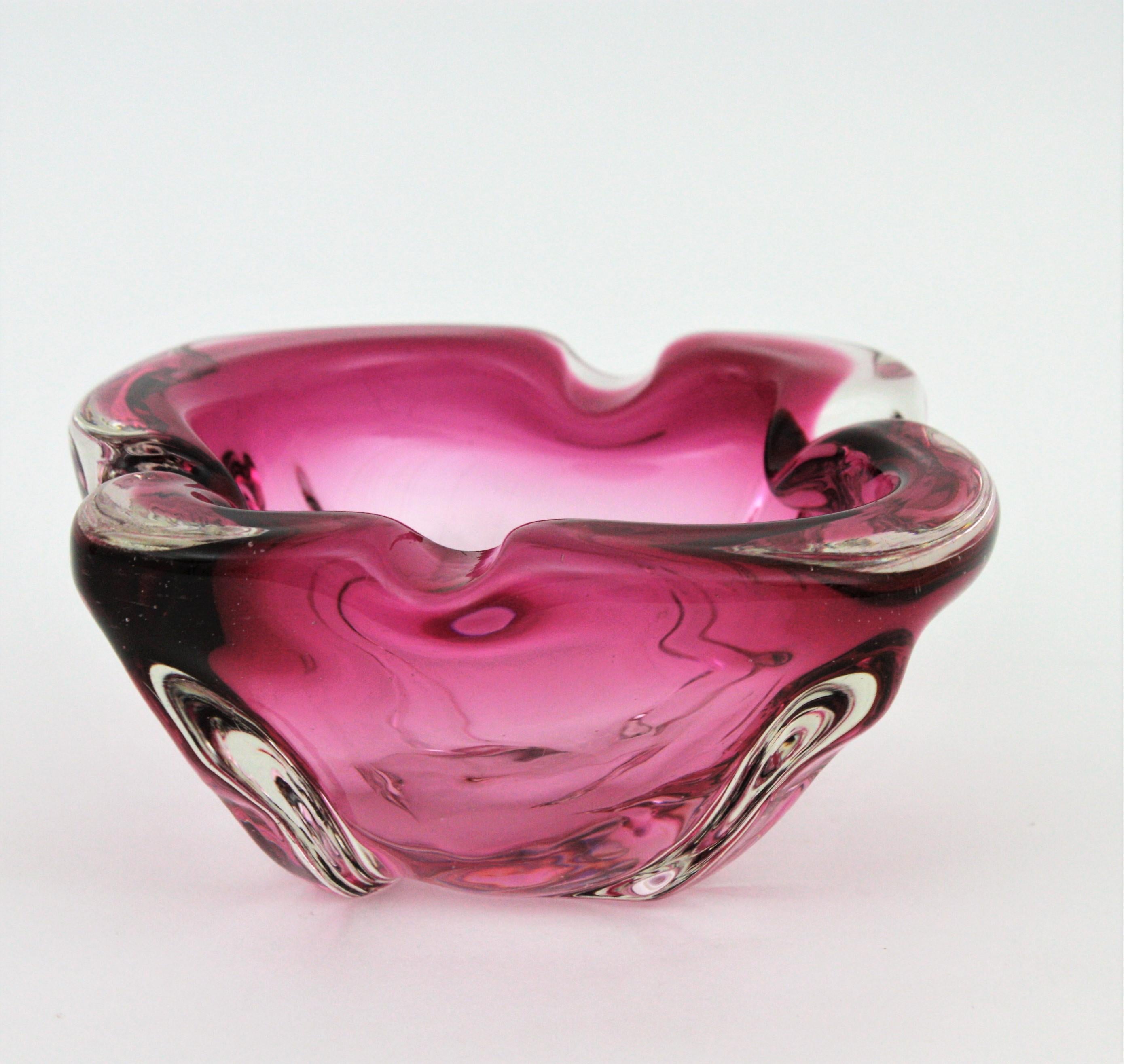 Mid-Century Modern Seguso Murano Sommerso Pink and Clear Glass Bowl / Ashtray