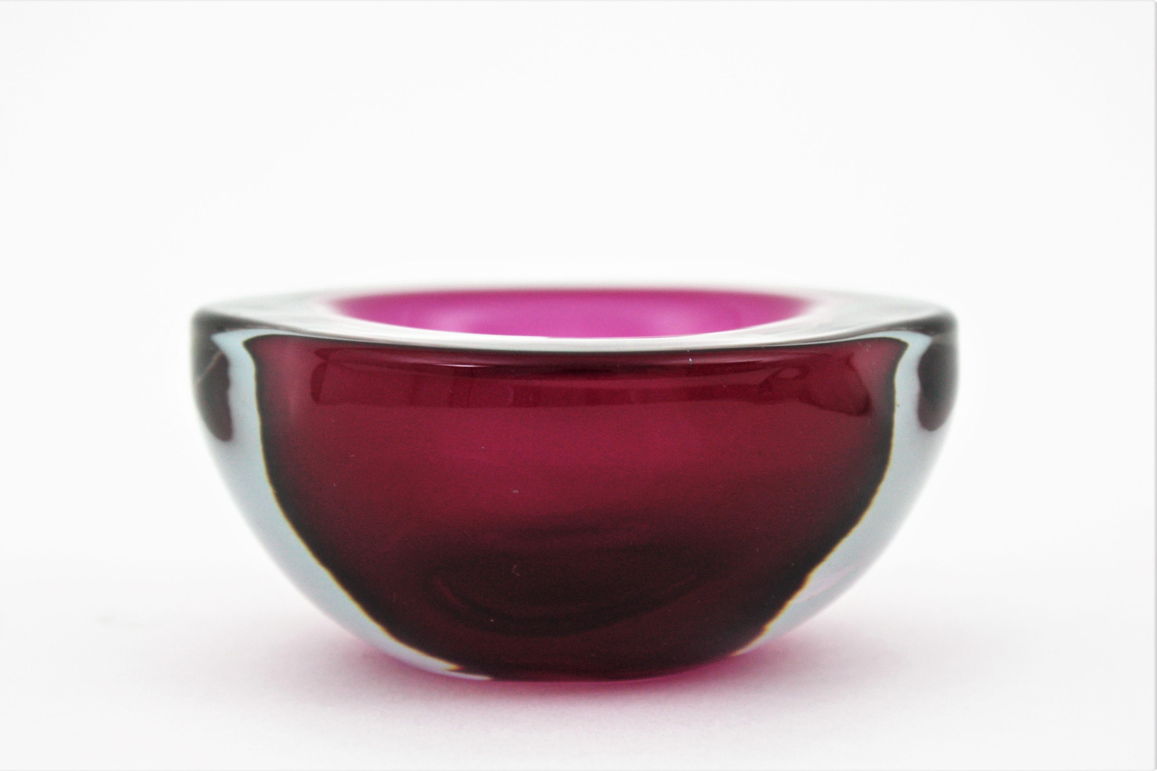 Seguso Murano Sommerso Pink Fuchsia Glass Geode Triangle Art Glass Bowl 3