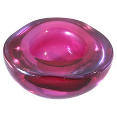 Seguso Murano Glass Sommerso Rosa Fucsia Vetro Geode Triangolo Ciotola in vetro artistico