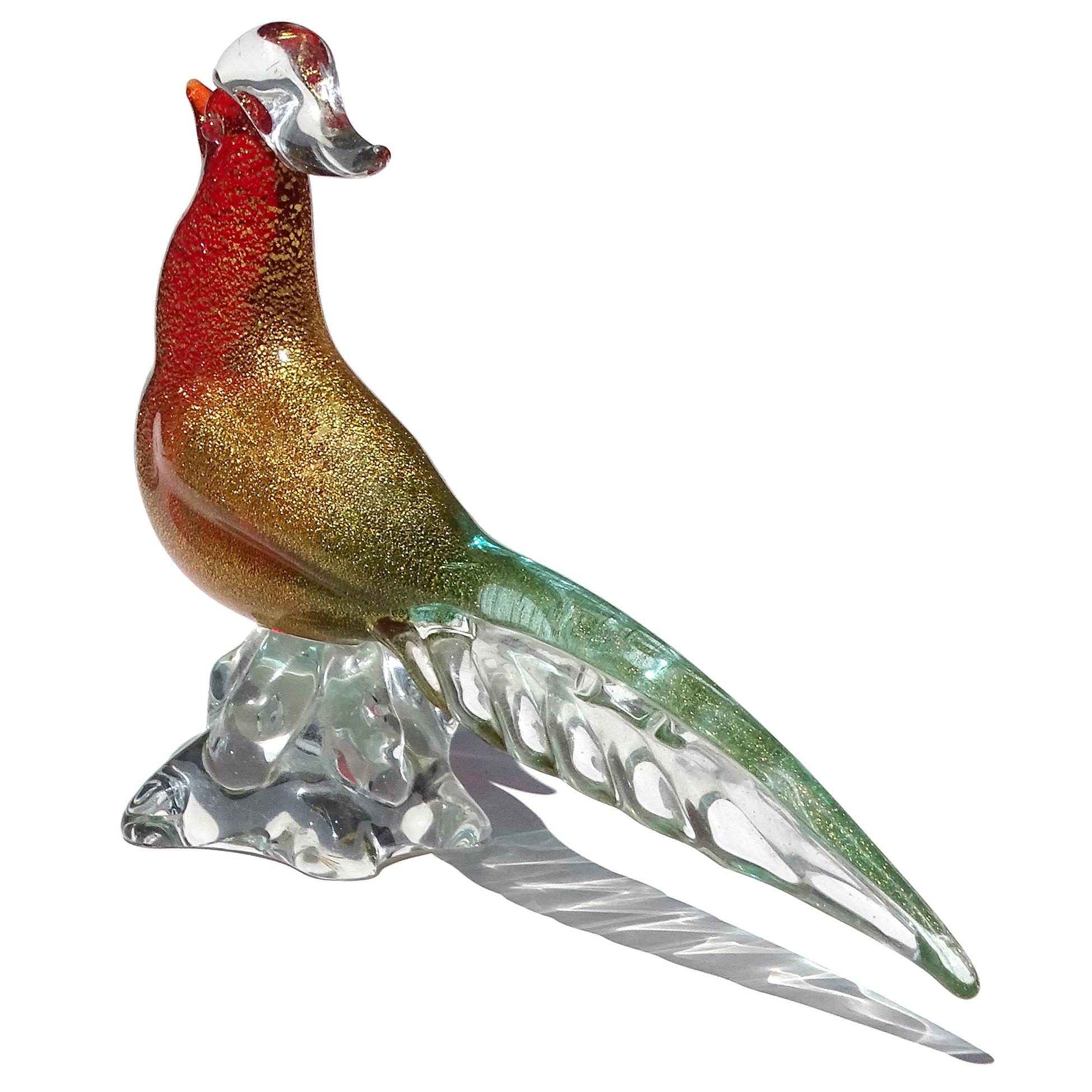 Italiano Murano Glass Sommerso Red Green Gold Flecks Uccello in vetro artistico italiano Seguso in vendita