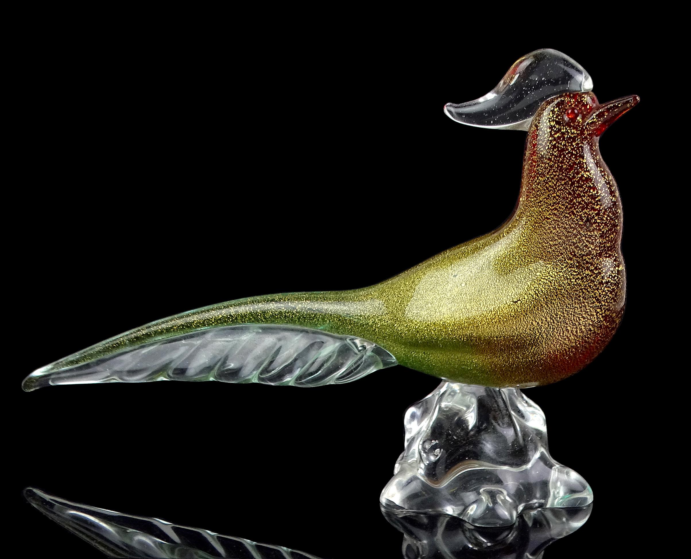 Murano Glass Sommerso Red Green Gold Flecks Uccello in vetro artistico italiano Seguso in vendita 1