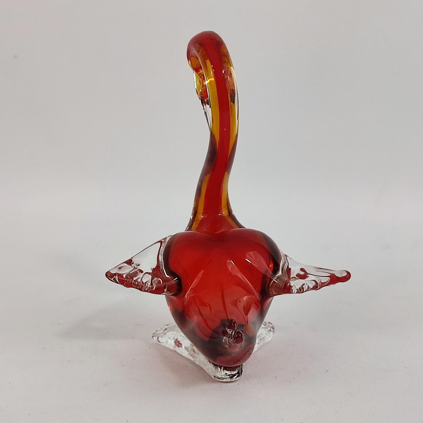 Seguso Murano Sommerso Red Orange Italian Art Glass Swan Bird Sculpture In Excellent Condition In Bochum, NRW