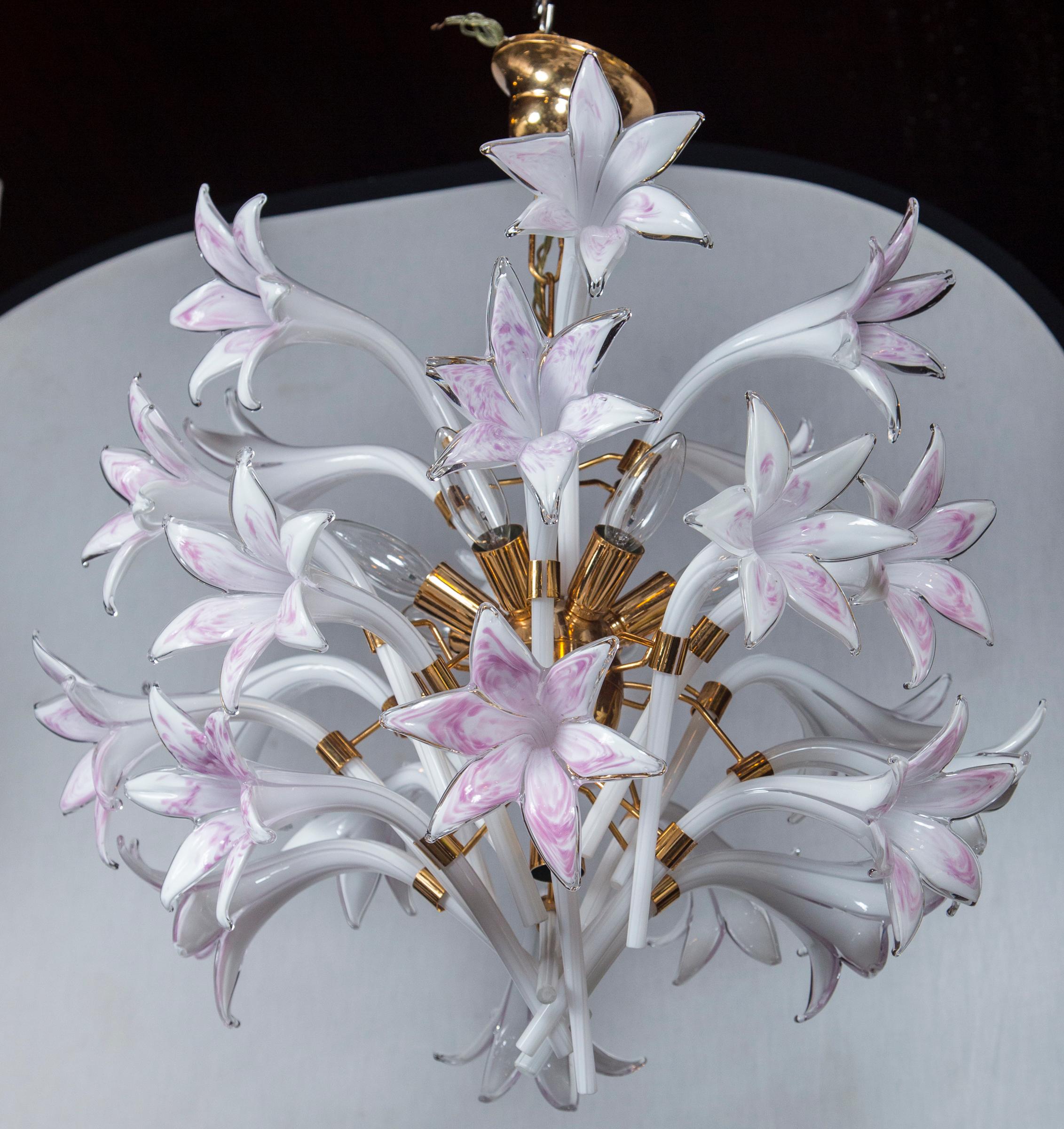 Italian Seguso Murano Venetian Glass Style Lily Chandelier