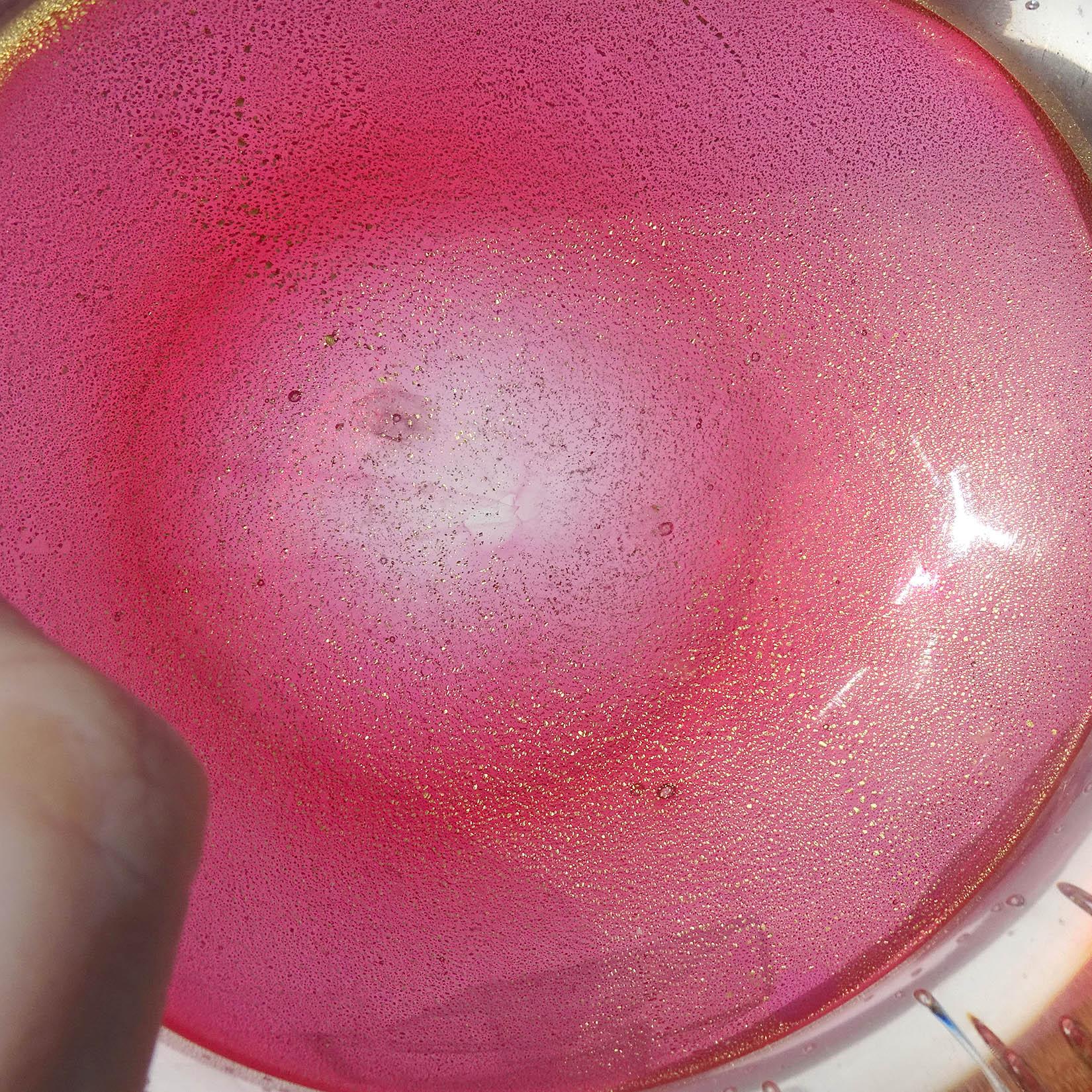 20th Century Seguso Murano Vintage Pink Gold Flecks Incalmo Bubble Rim Italian Art Glass Bowl For Sale