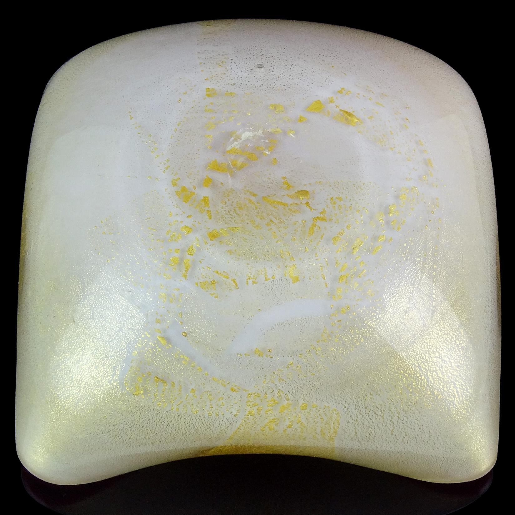 Seguso Murano White Deep Pink Gold Flecks Italian Art Glass Folded Rim Bowl Dish In Good Condition For Sale In Kissimmee, FL