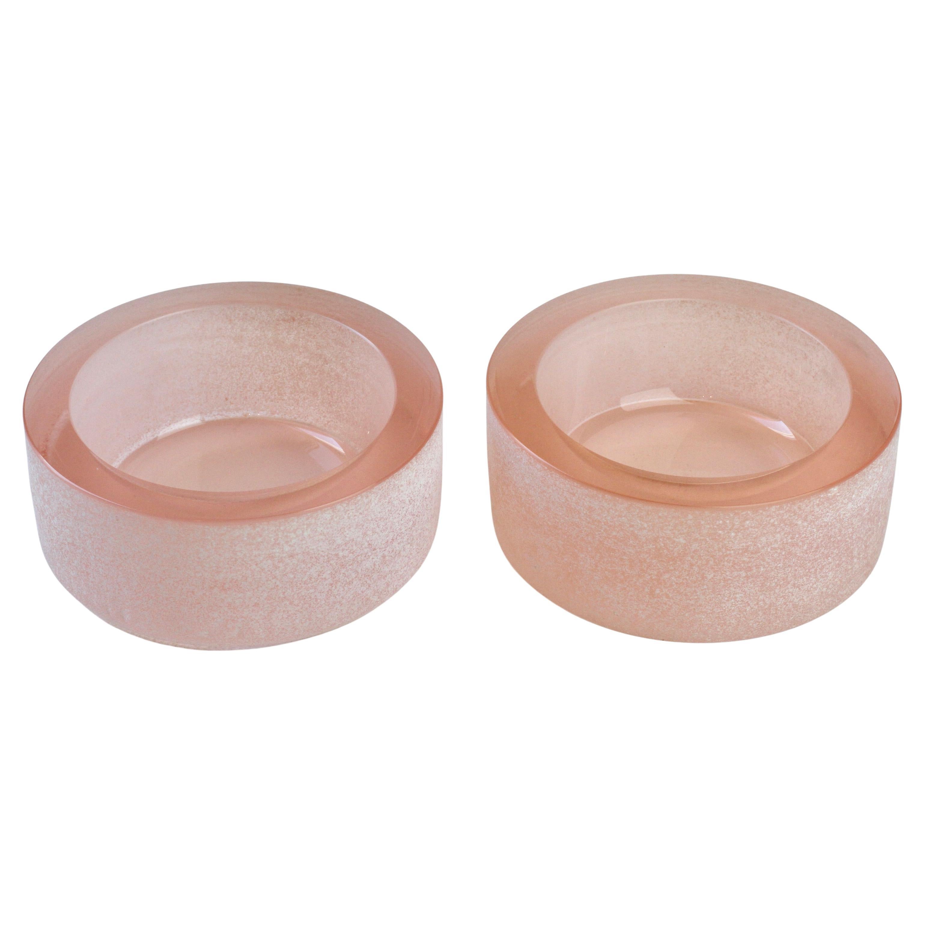 Seguso Coppia di ciotole o posacenere in vetro di Murano rotonde e spesse, di colore rosa, anni '80