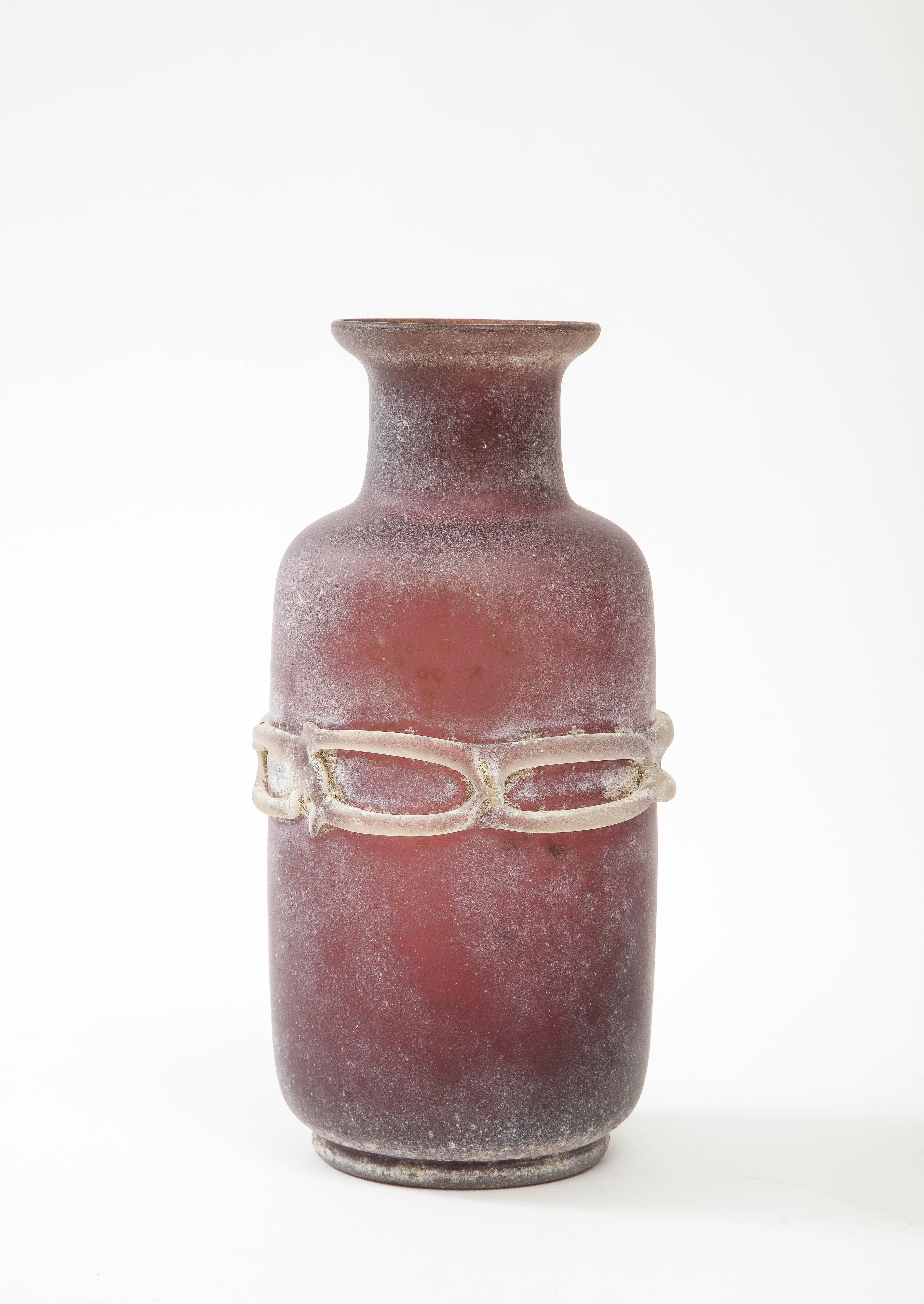 Fatto a mano Barbini Scavo Murano Glass Vase in vendita