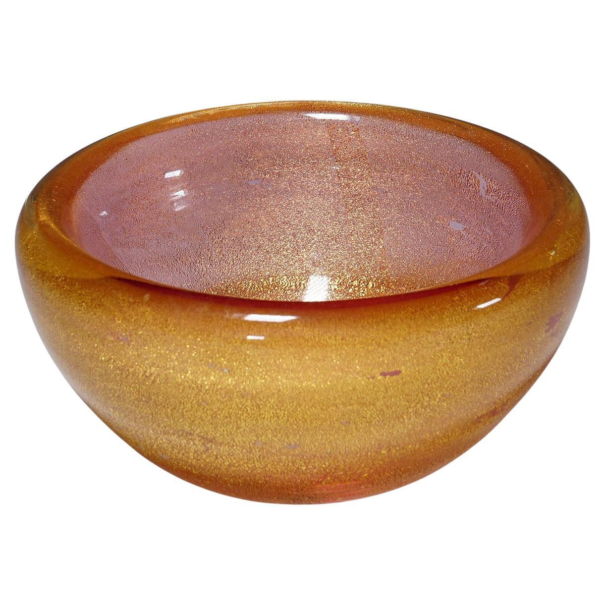 Bol Seguso Sommerso avec poudre d'or Murano ca. 1950s en vente