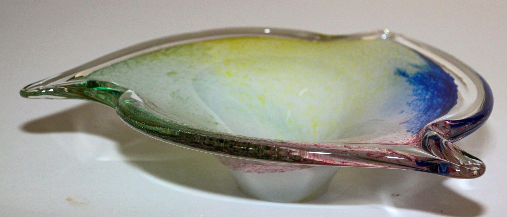 Seguso Sommerso Murano Art Glass Triangular Bowl or Ashtray, Italy 1960s For Sale 10