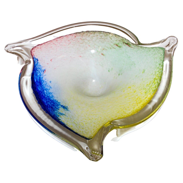 Seguso Sommerso Murano Art Glass Triangular Bowl or Ashtray, Italy 1960s For Sale