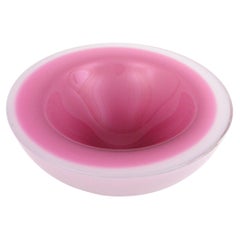 Seguso Sommerso Murano Pink & White Alabastro Art Glass Geode Bowl, 1950