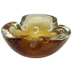 Seguso Style Vintage Italian Sommerso Light Brown Murano Glass Ashtray 1970