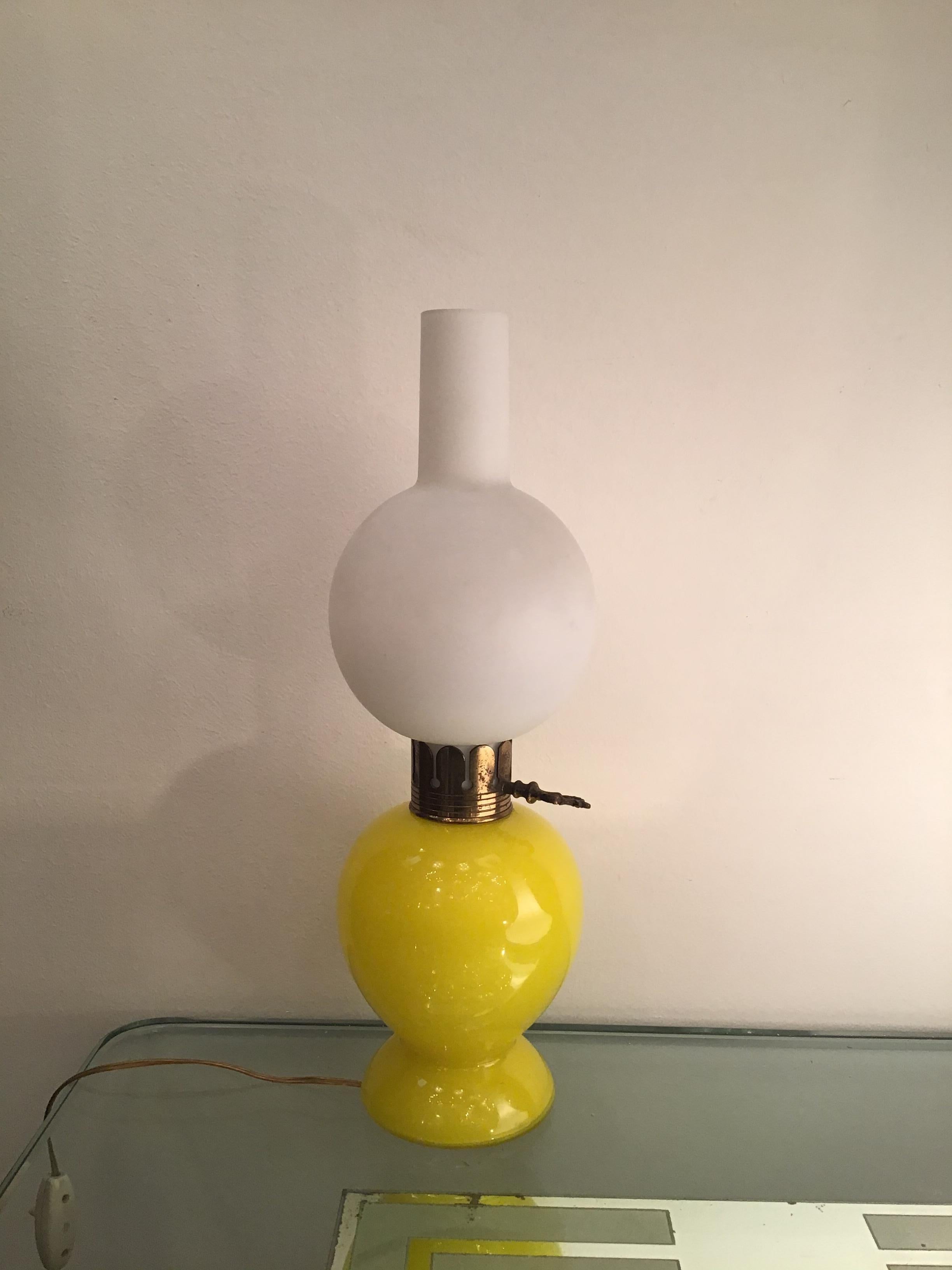 Italian Seguso Table Lamp Brass Glass Opaline Glass 1955 Italy  For Sale