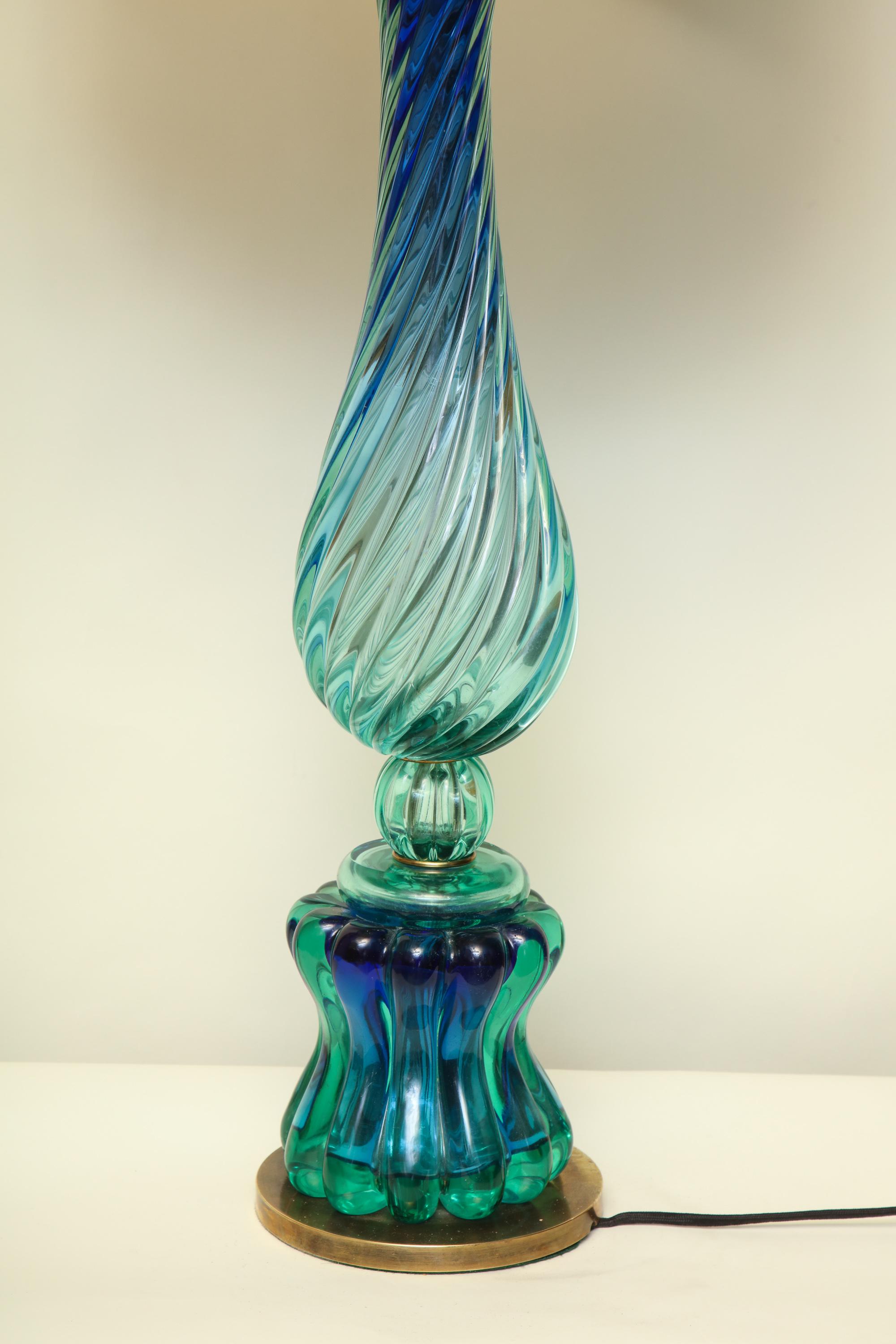 Seguso Table Lamp Murano Art Glass Mid-Century Modern Italy, 1950s For Sale 4