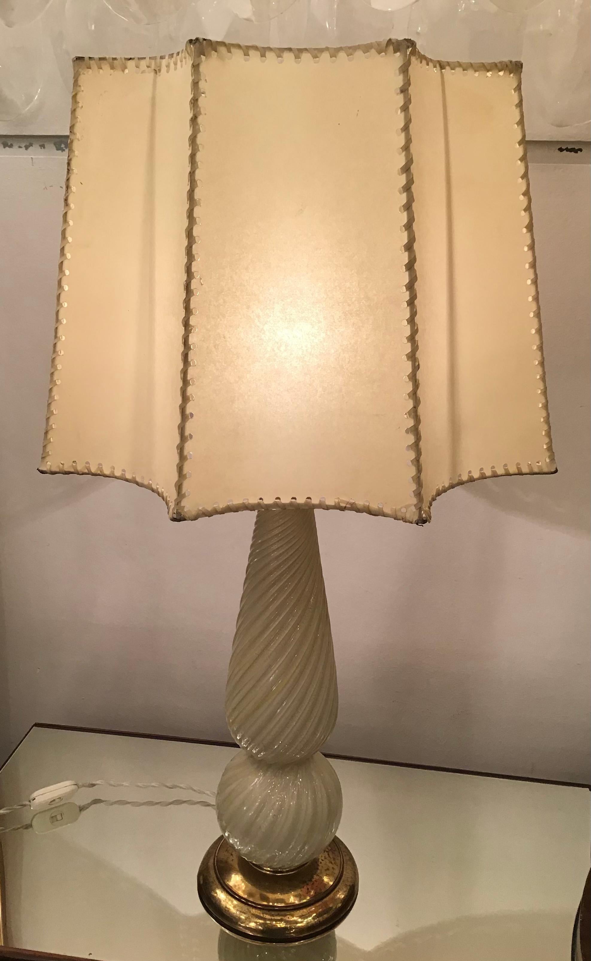 Seguso Table Lamp Murano Glass Brass Lampshade, 1940, Italy For Sale 1