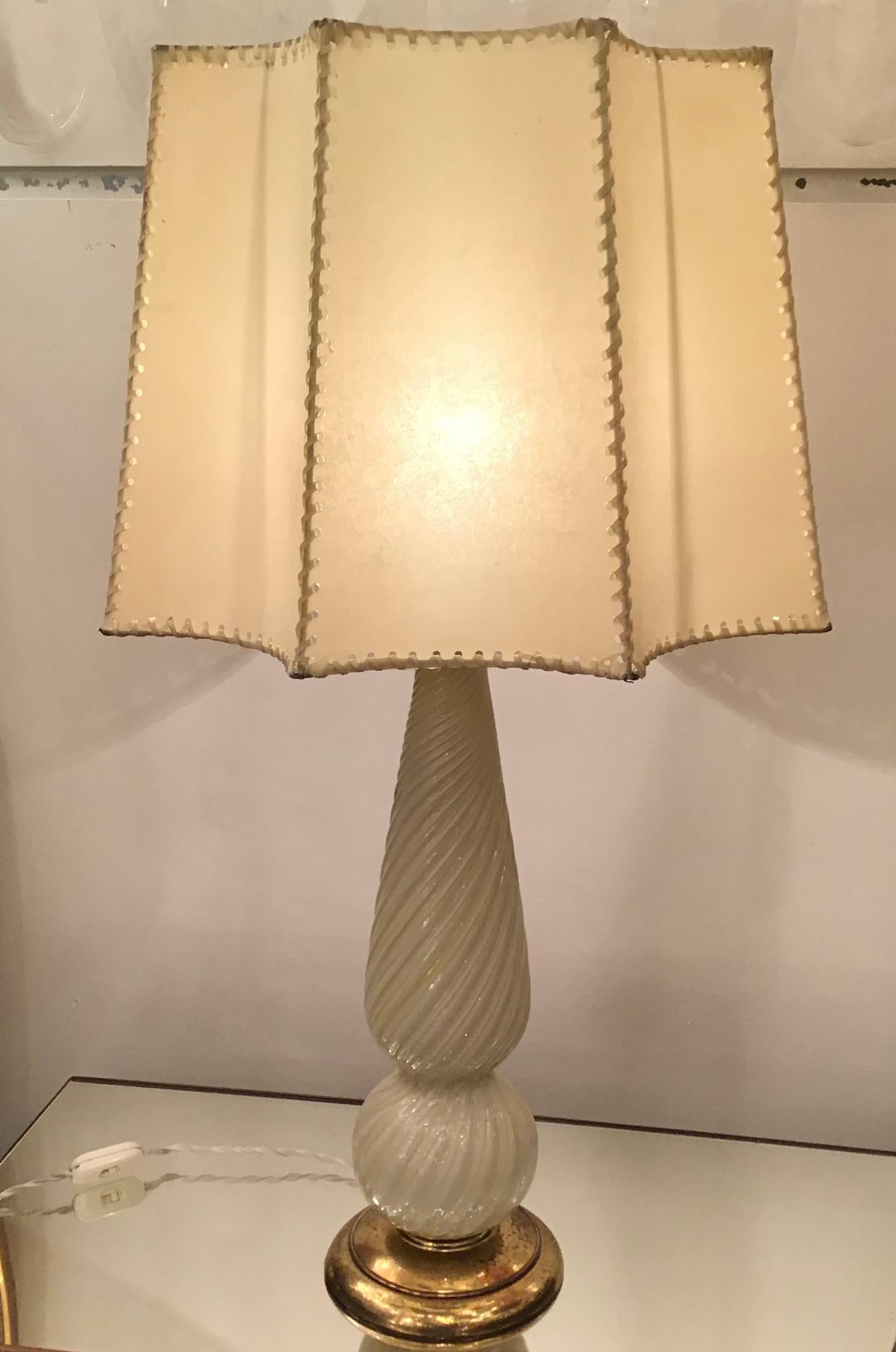 Seguso Table Lamp Murano Glass Brass Lampshade, 1940, Italy For Sale 2