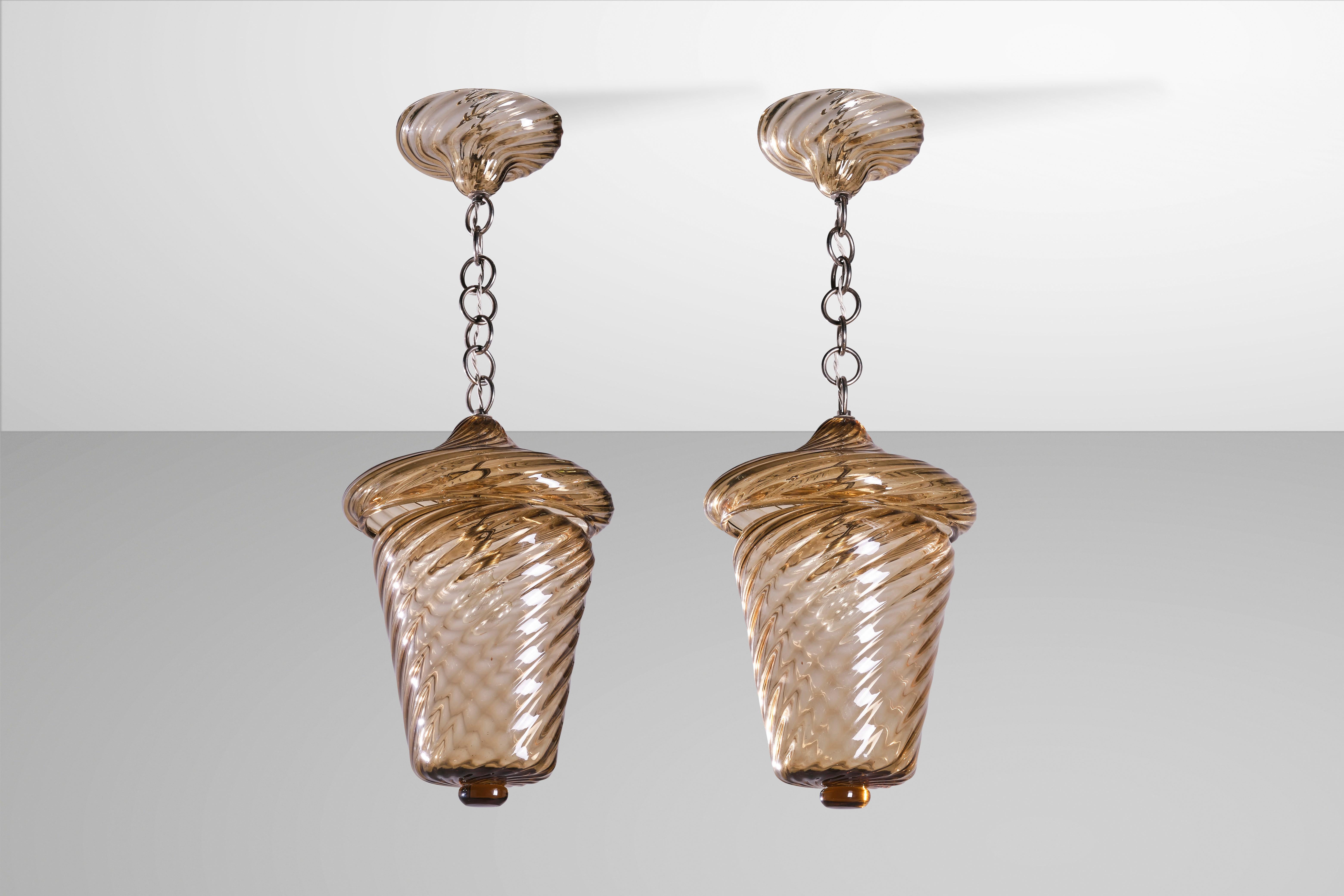 Seguso Two Murano Glass Chandeliers, Italian Design, 1940s For Sale 1