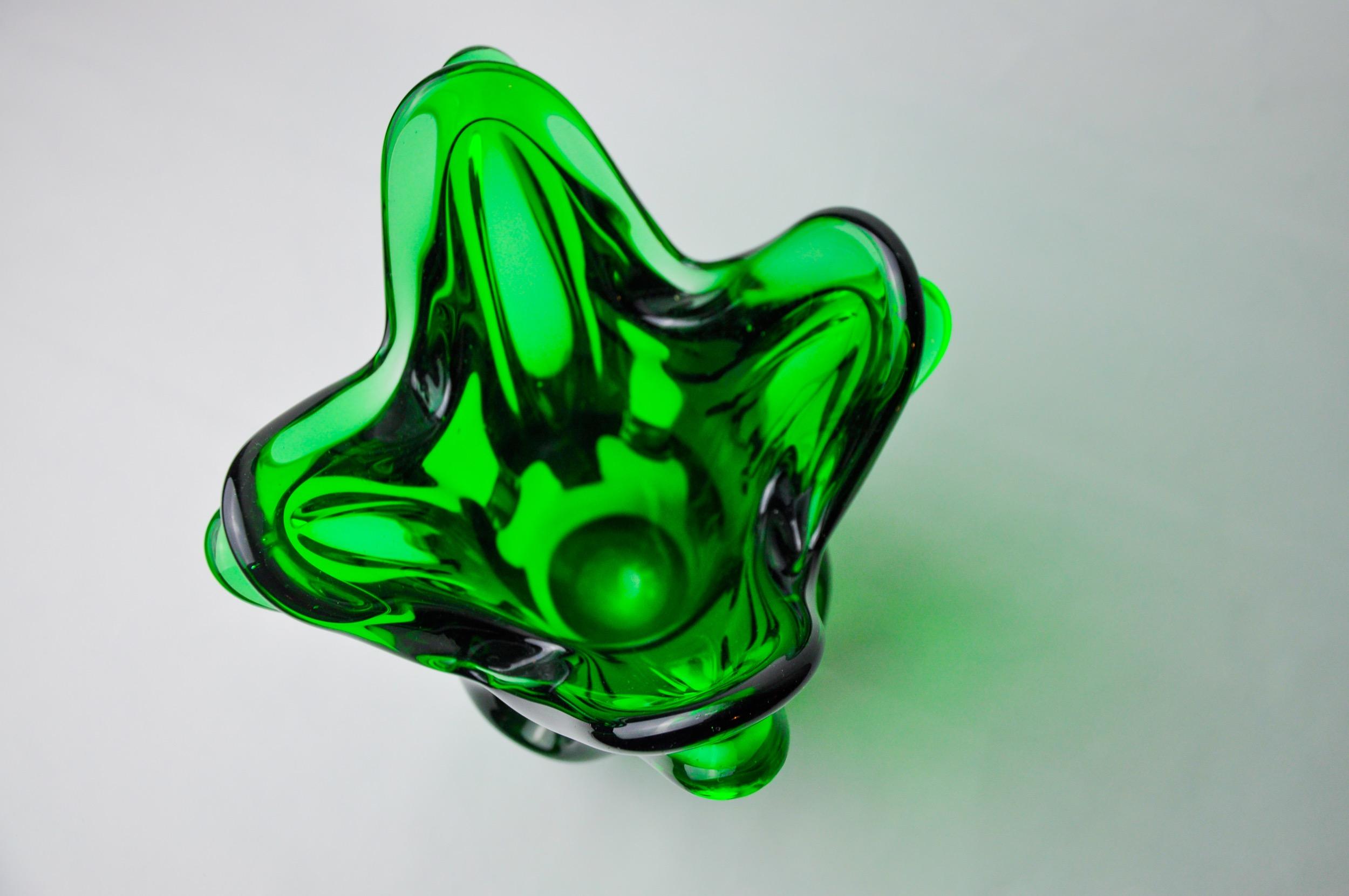 Mid-20th Century Seguso vase in green murano glass, Italy, 1960 For Sale