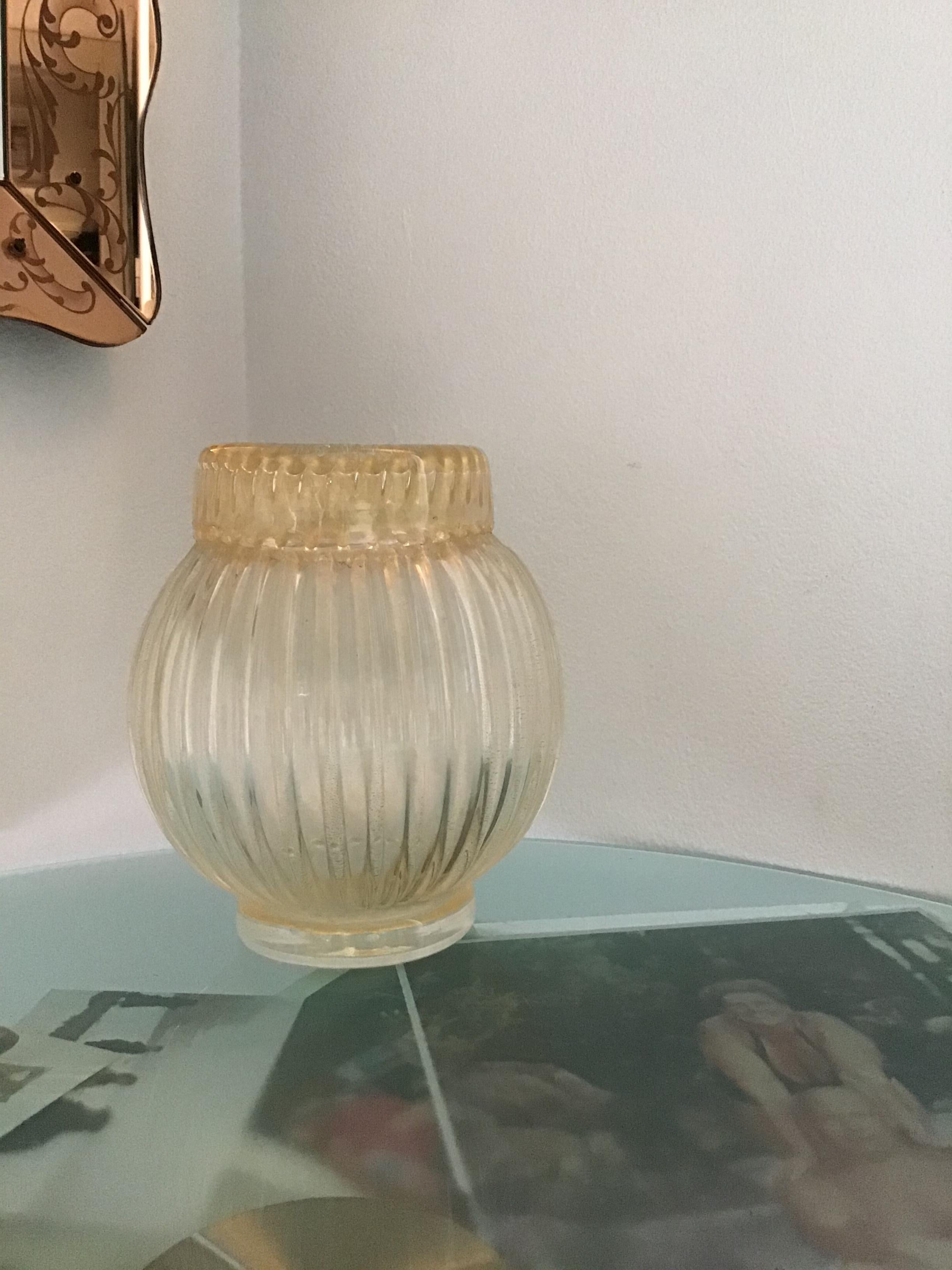 Seguso Vase Murano Glass with Gold Leaf 1955 Italy For Sale 1