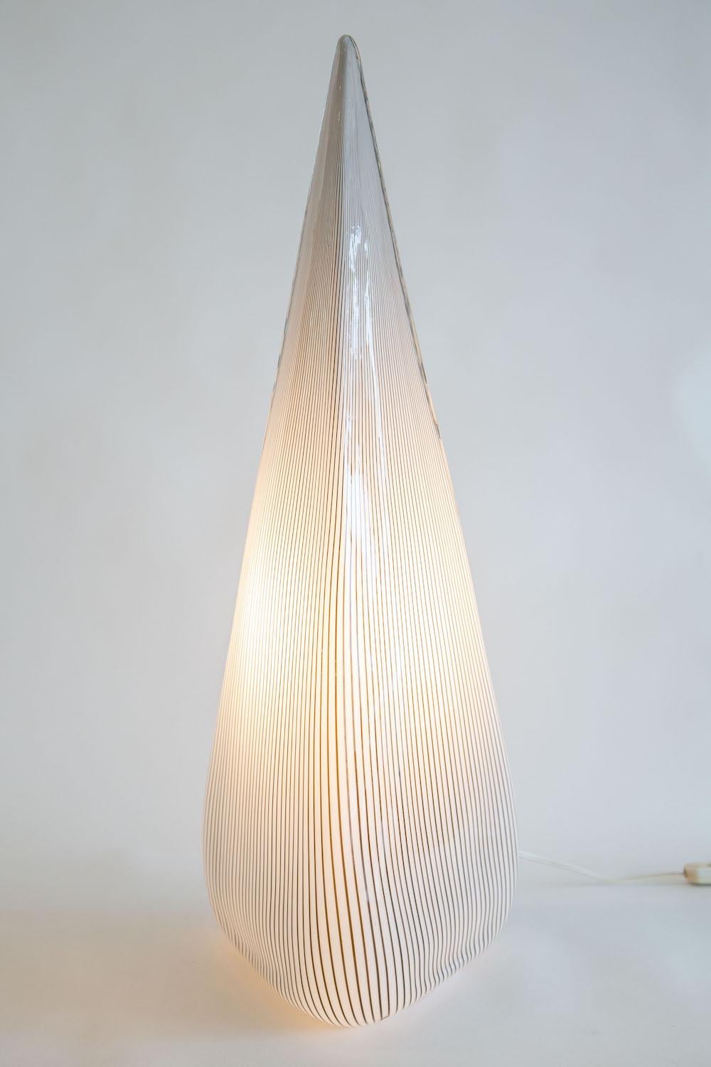 Blown Glass Vintage Seguso Vetri d'Arte Murano Sculptural Triangle Black, White Glass Lamp For Sale