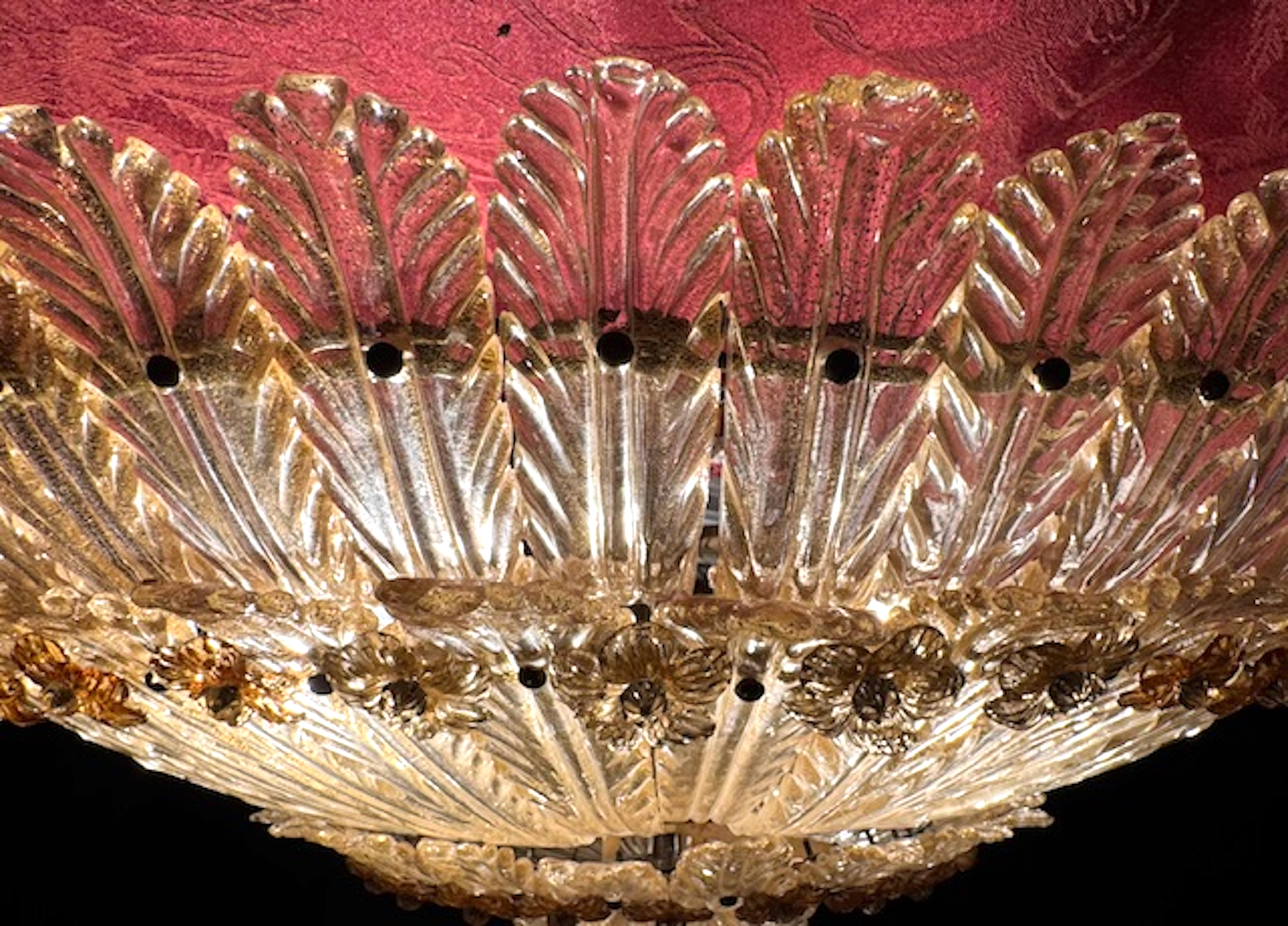 Seguso Vetri D'Arte 1950s Grand & Documented Venetian Glass Large Ceiling Light For Sale 5