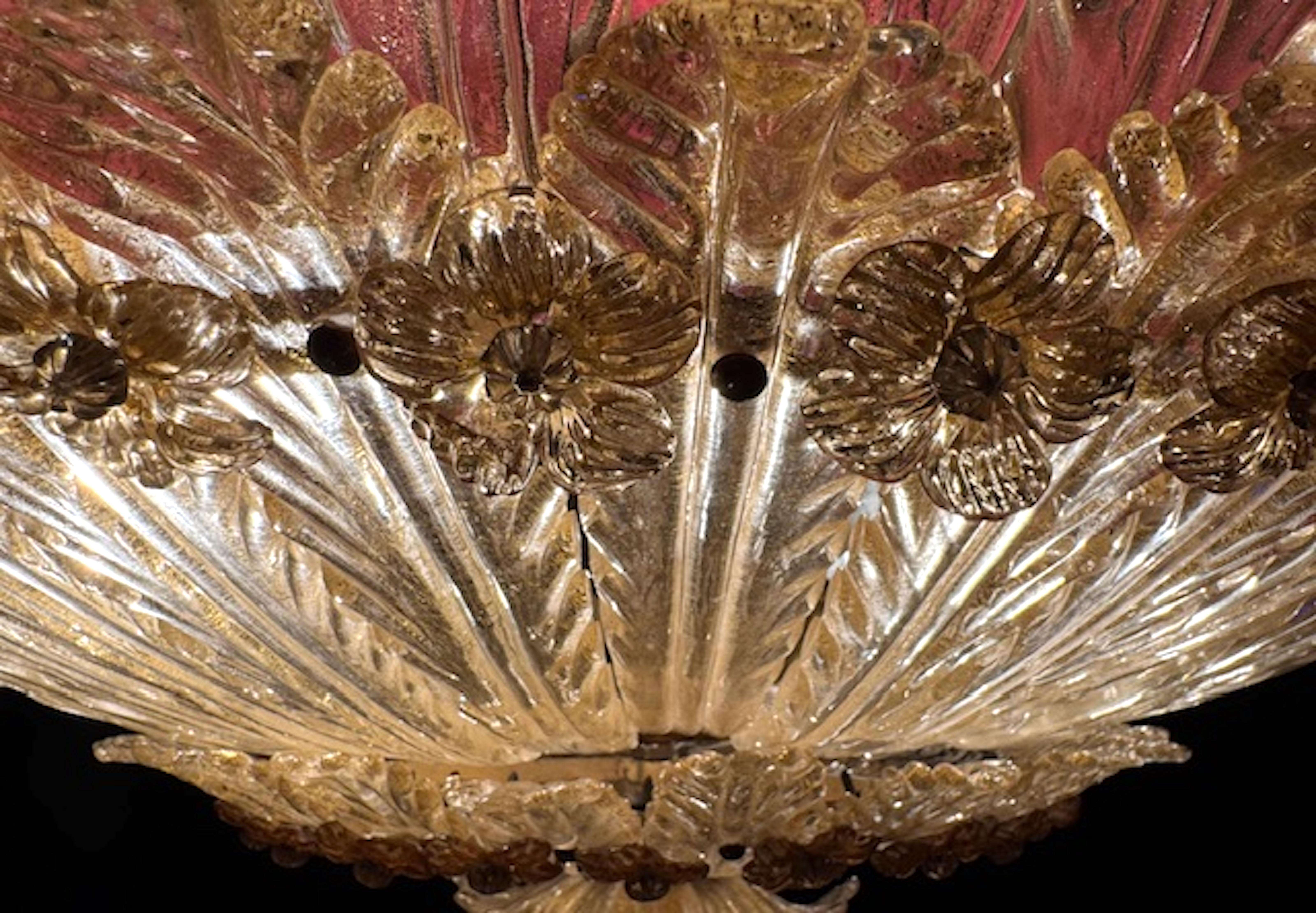 Seguso Vetri D'Arte 1950s Grand & Documented Venetian Glass Large Ceiling Light For Sale 6