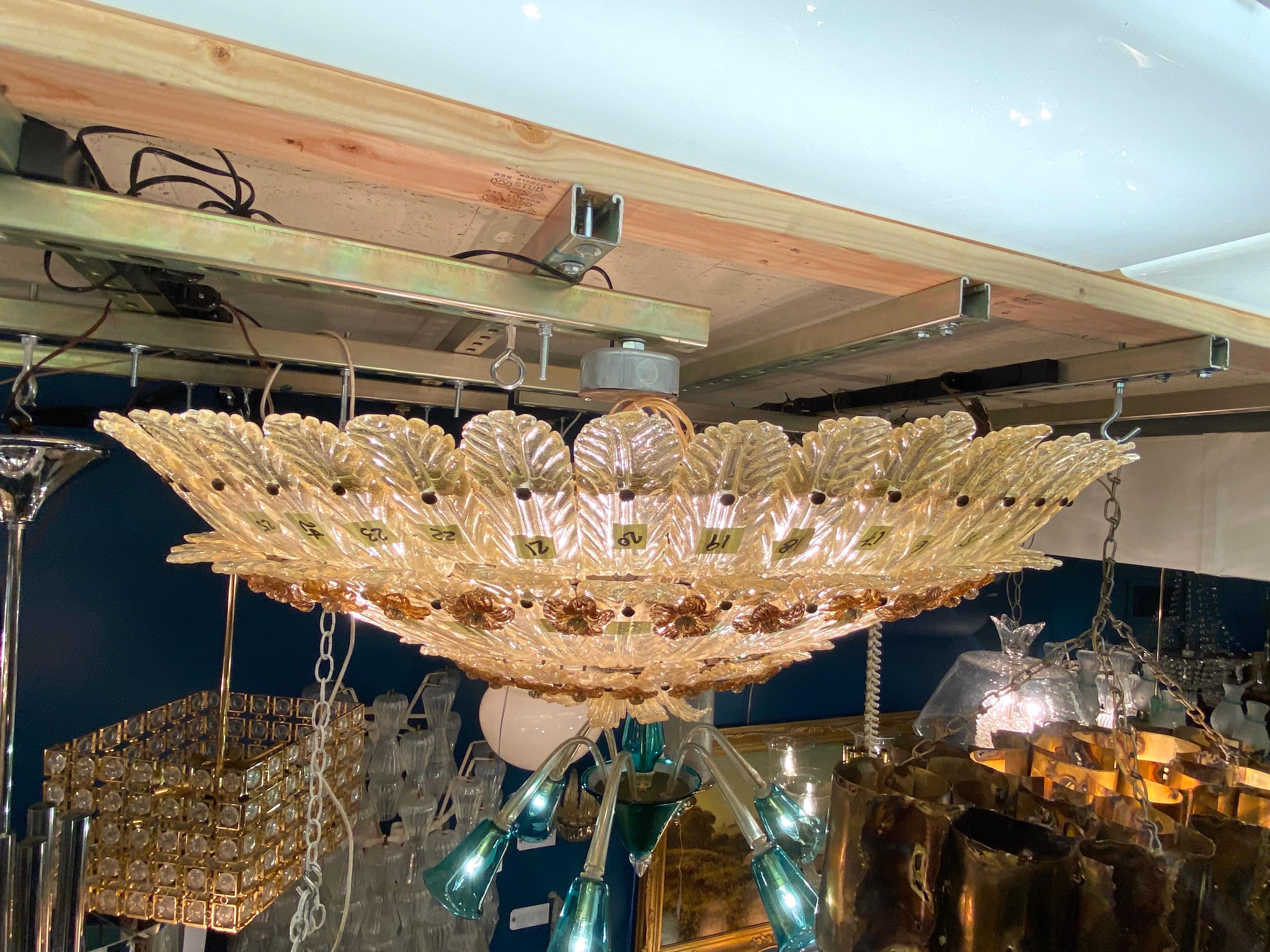 Seguso Vetri D'Arte 1950s Grand & Documented Venetian Glass Large Ceiling Light For Sale 7