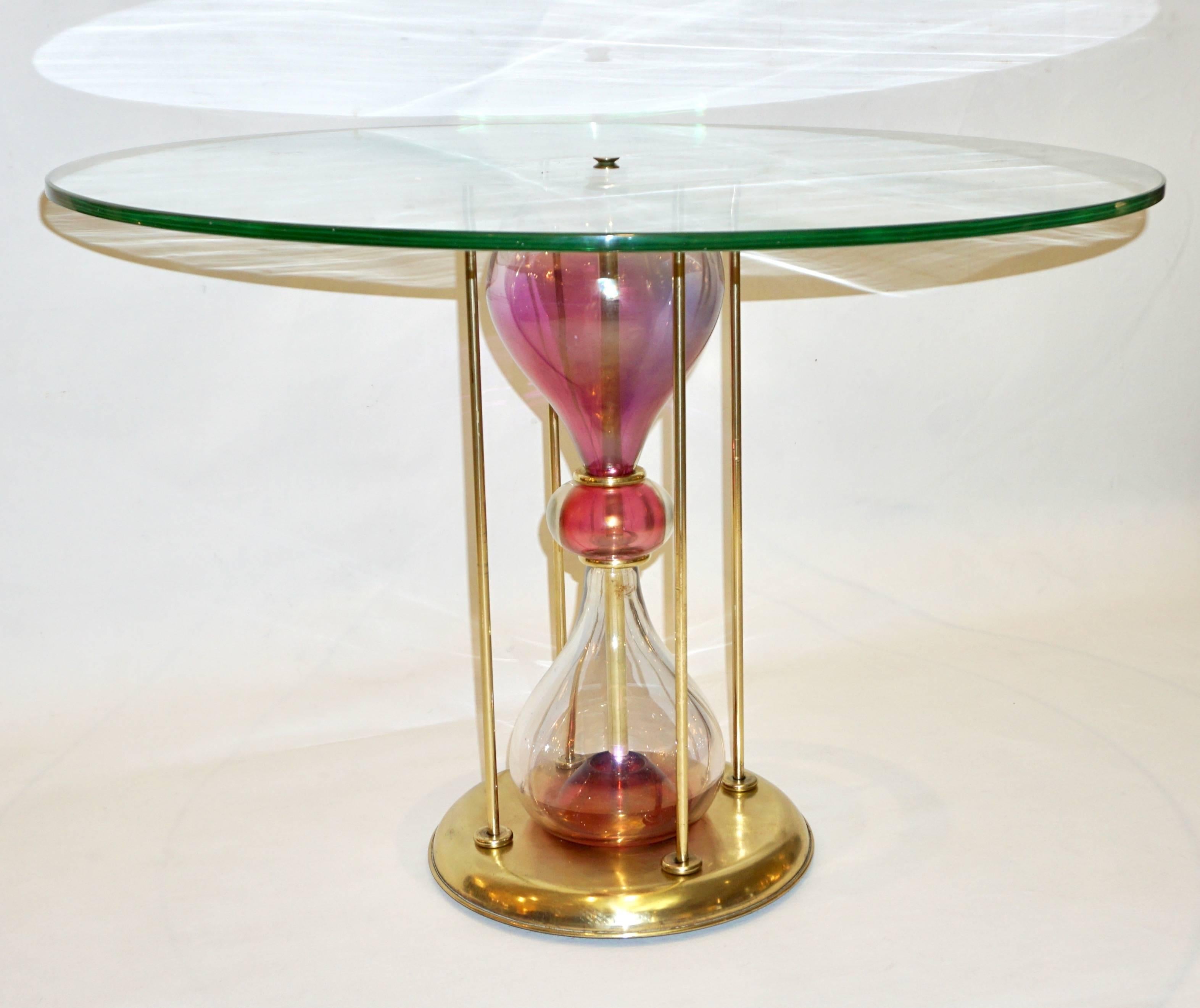 Seguso Vetri d'Arte, 1960s Italian Brass and Pink Glass Round Side/End Table In Excellent Condition In New York, NY
