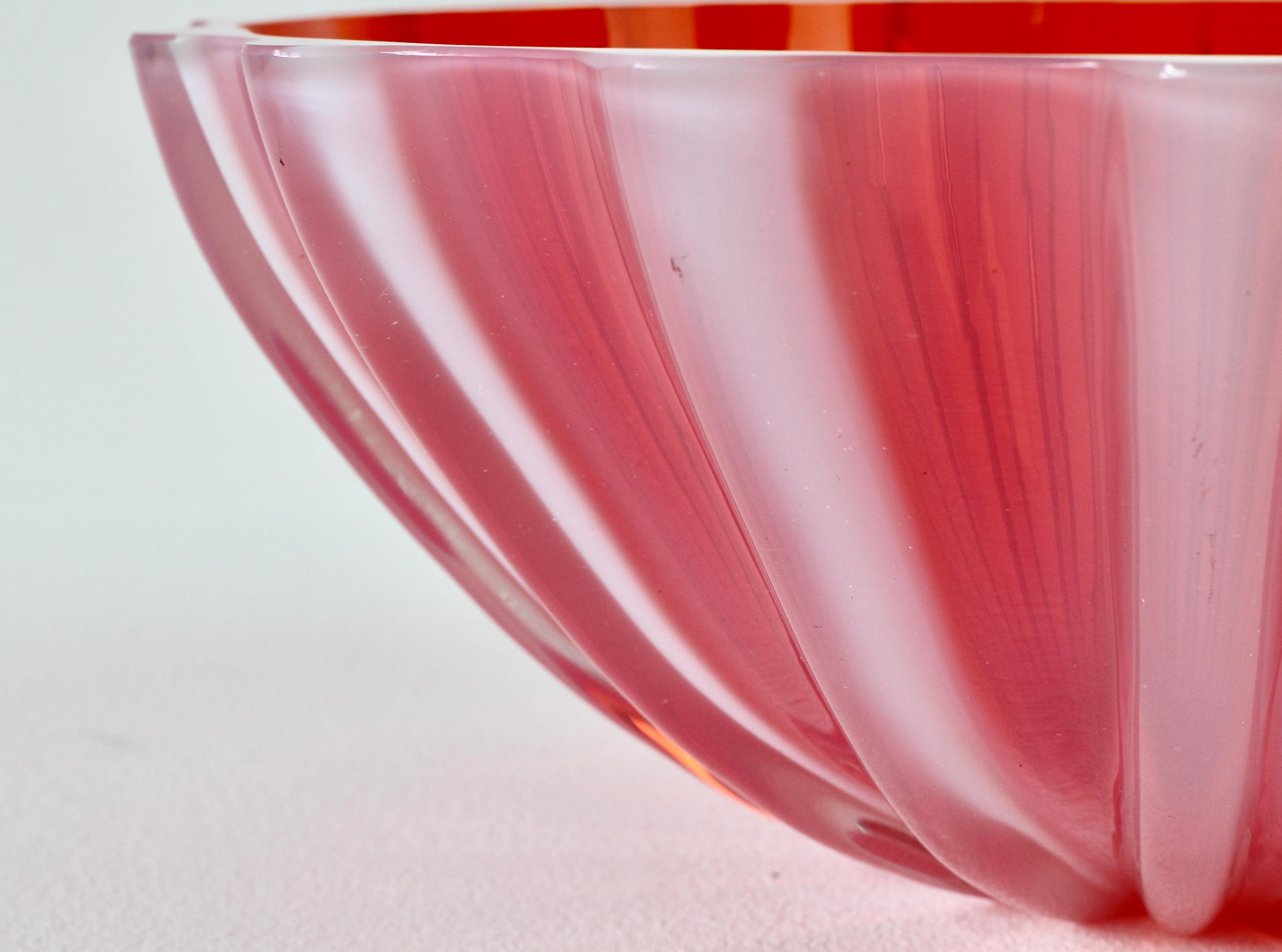Seguso Vetri d'Arte Große Fruchtschale aus rotem, rosafarbenem Murano-Glas um 1980 im Angebot 3