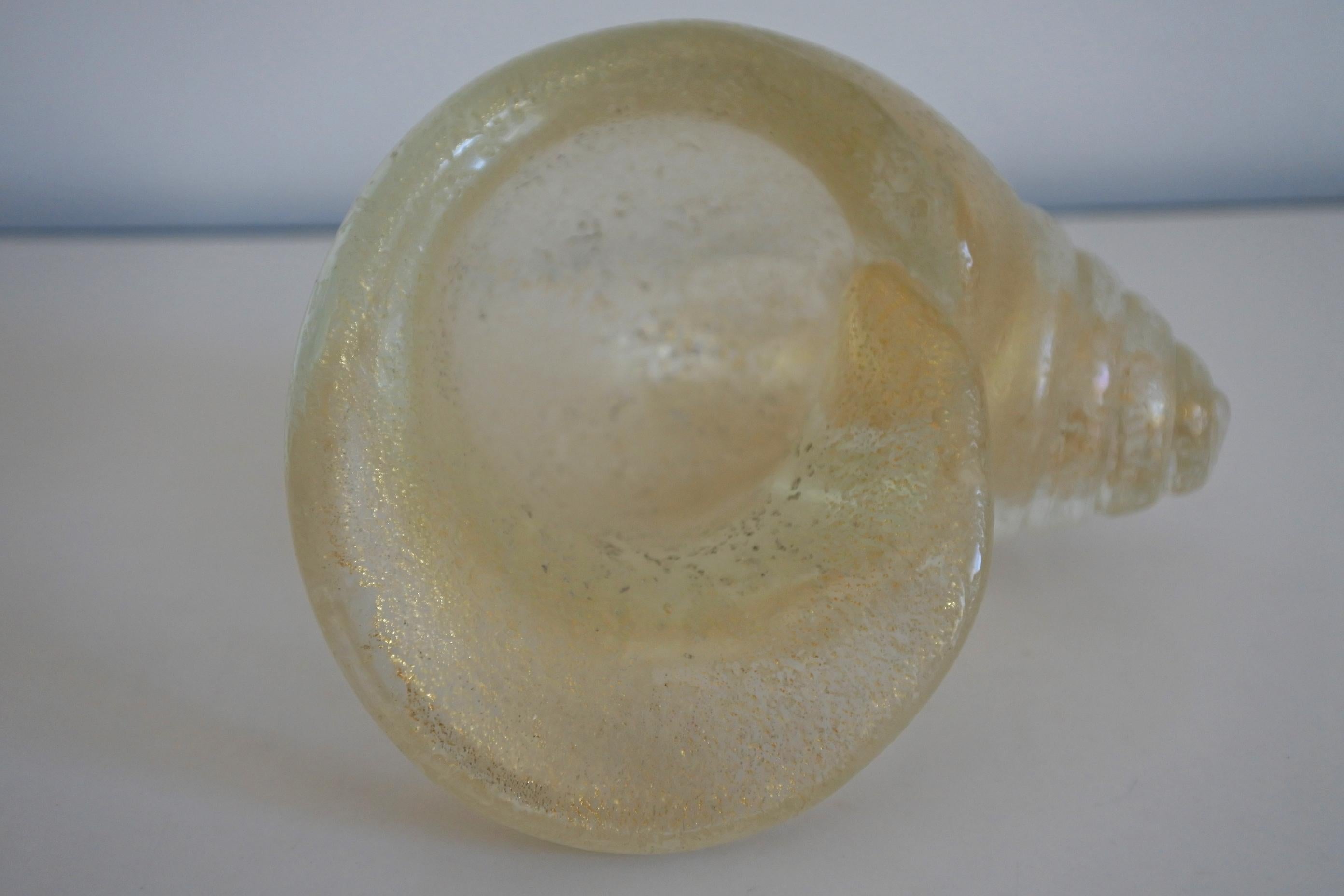 Seguso Vetri d'Arte Conch Shell Vase in Corroso Glass, Murano, Italy, 1940s 1